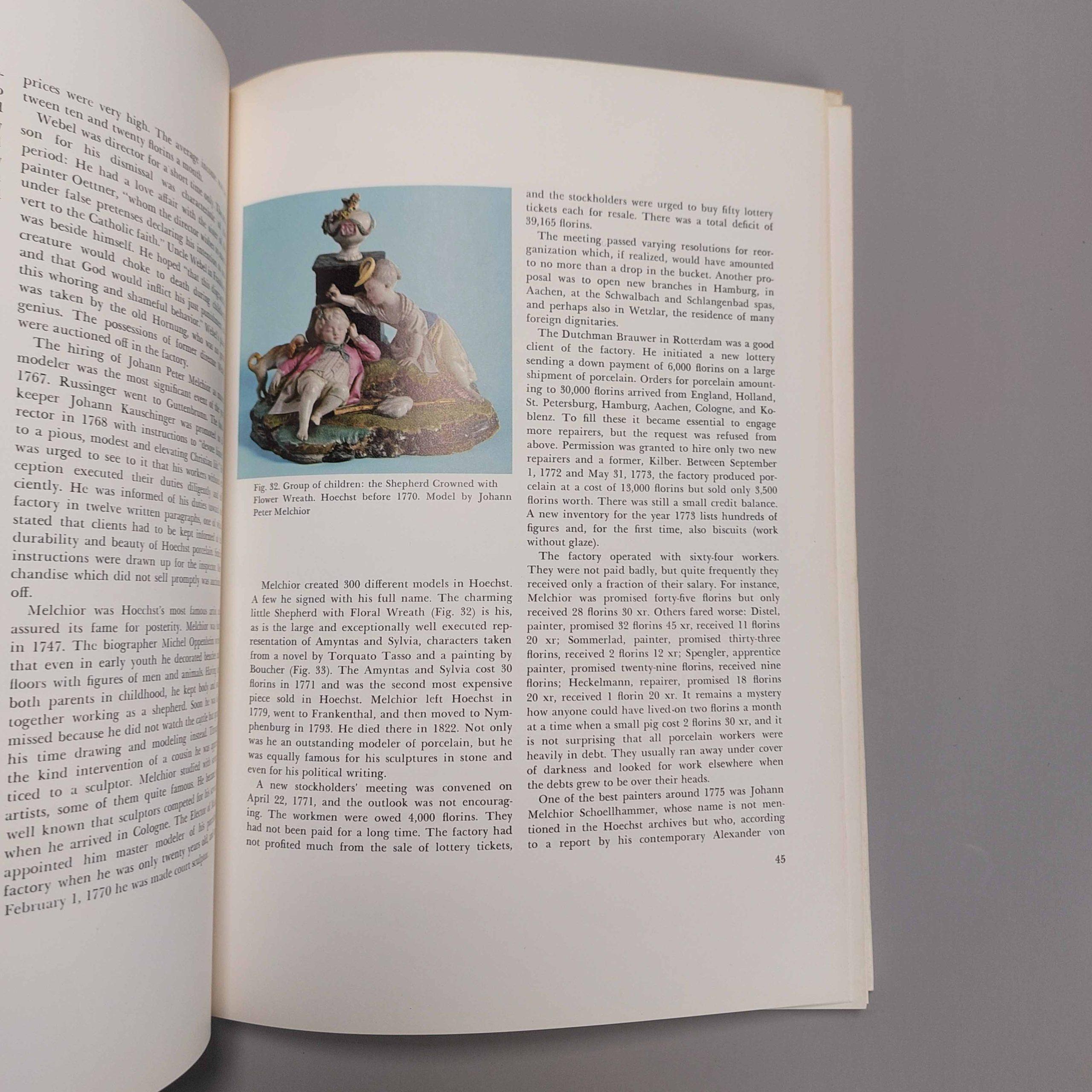 Livre de référence The Color Treasury of 18th Century Porcelain Siegfried Ducret Bon état - En vente à Amsterdam, Noord Holland
