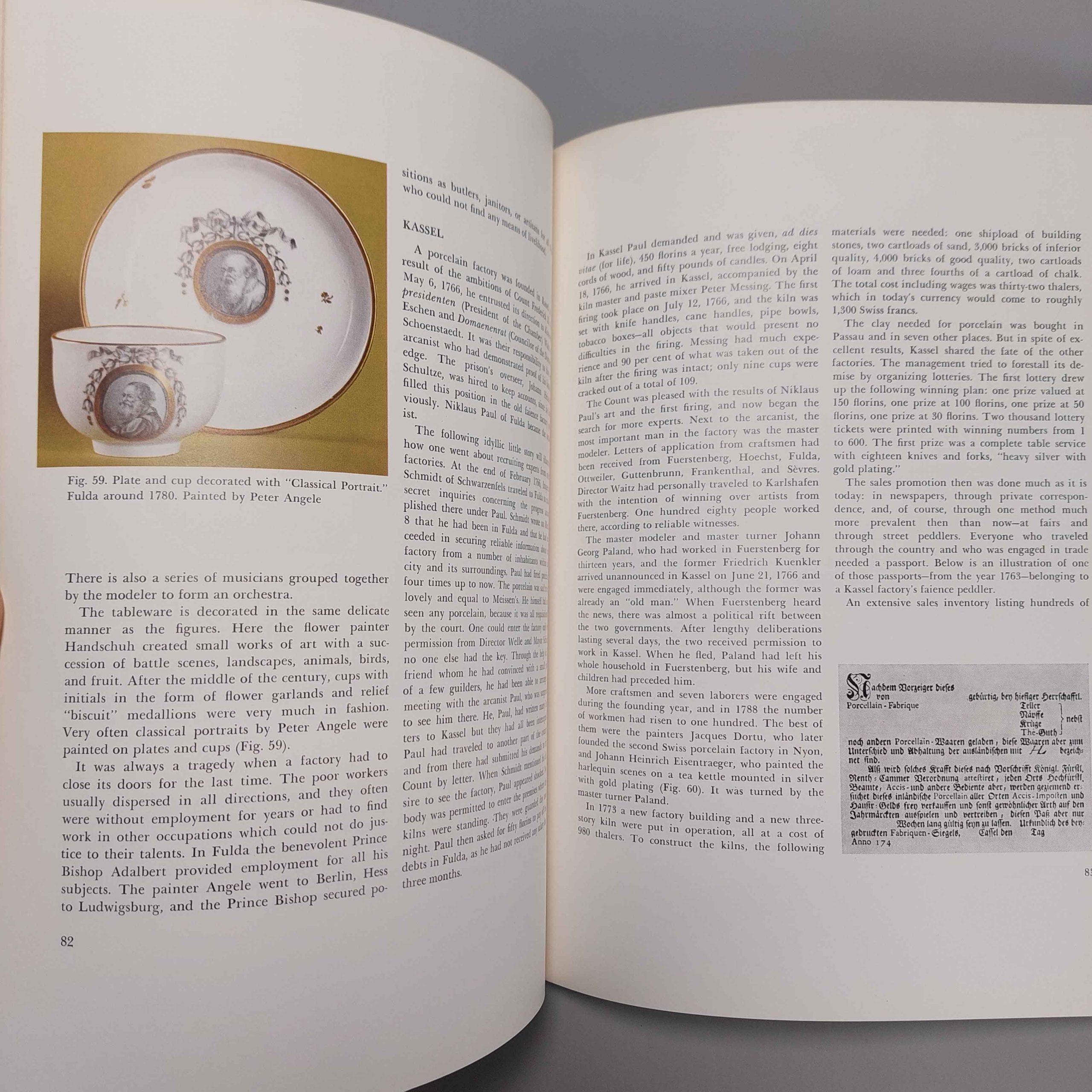 XVIIIe siècle et antérieur Livre de référence The Color Treasury of 18th Century Porcelain Siegfried Ducret en vente