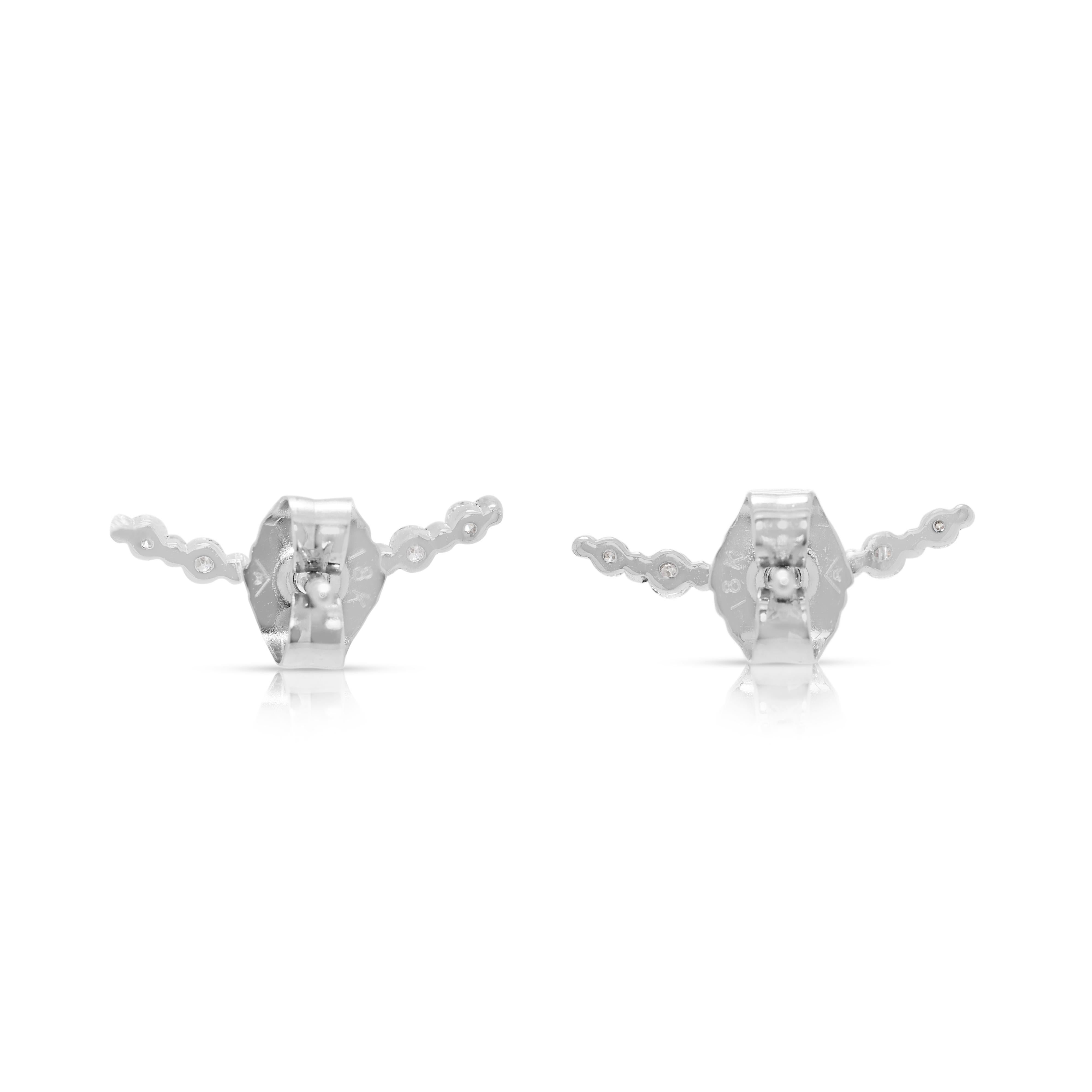 Boucles d'oreilles raffinées en or blanc 18 carats et diamant naturel de 0,20 ct. en vente 1