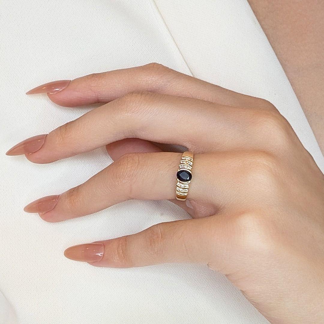 De las mujeres Anillo refinado de zafiro de 0,29 ct y diamantes naturales en oro amarillo de 18 quilates en venta