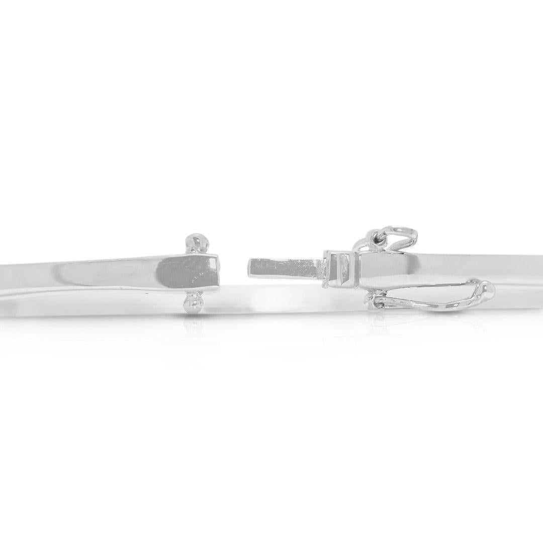 Refined 0.7ct Natural Diamond Bangle in 18K White Gold en venta 2