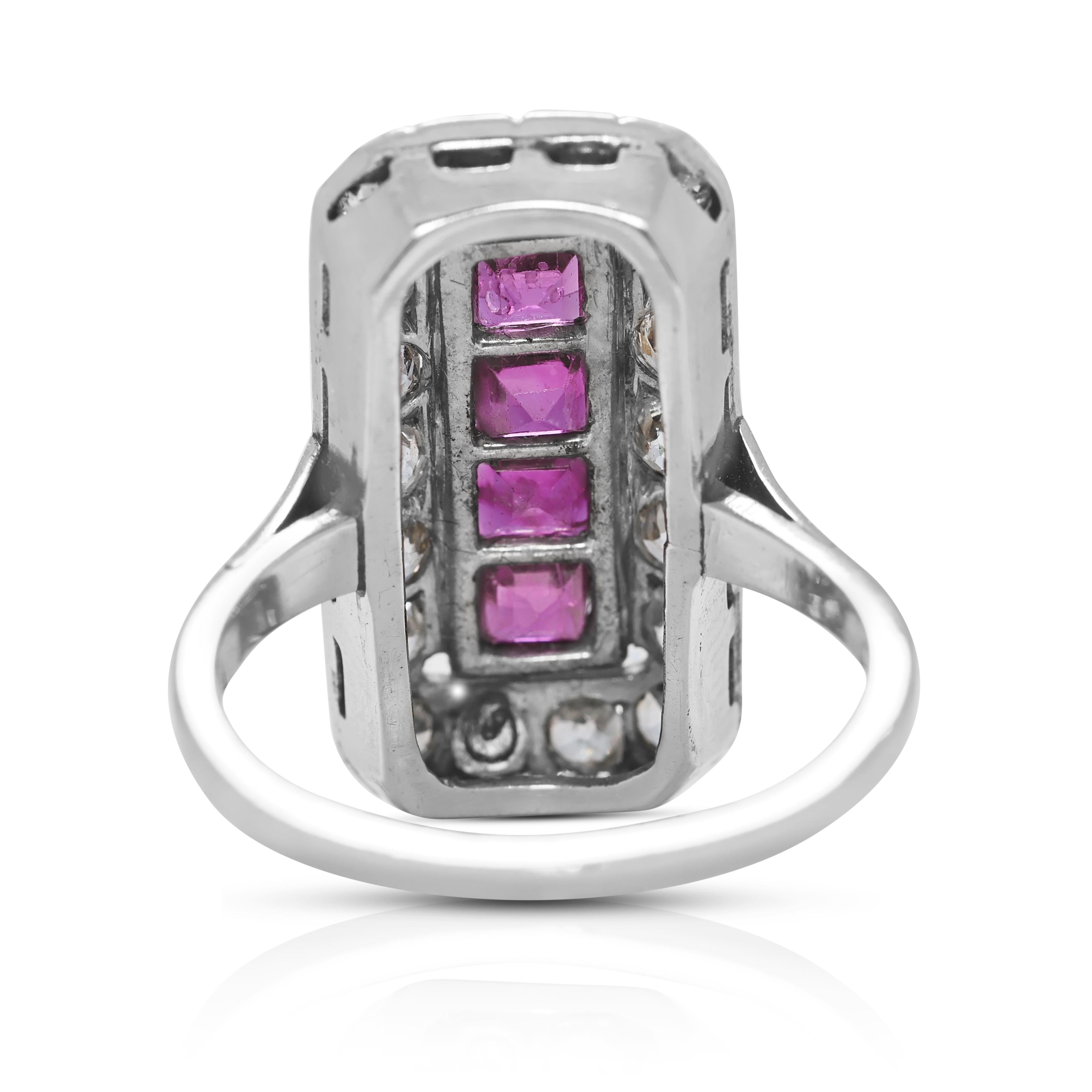 Ring aus Platin mit raffiniertem 0,94 Karat Rubin und natürlichen Diamanten im Angebot 1