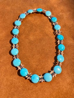 Refined 1980s 18K Gold Turquoise Cabochon Necklace with Diamonds