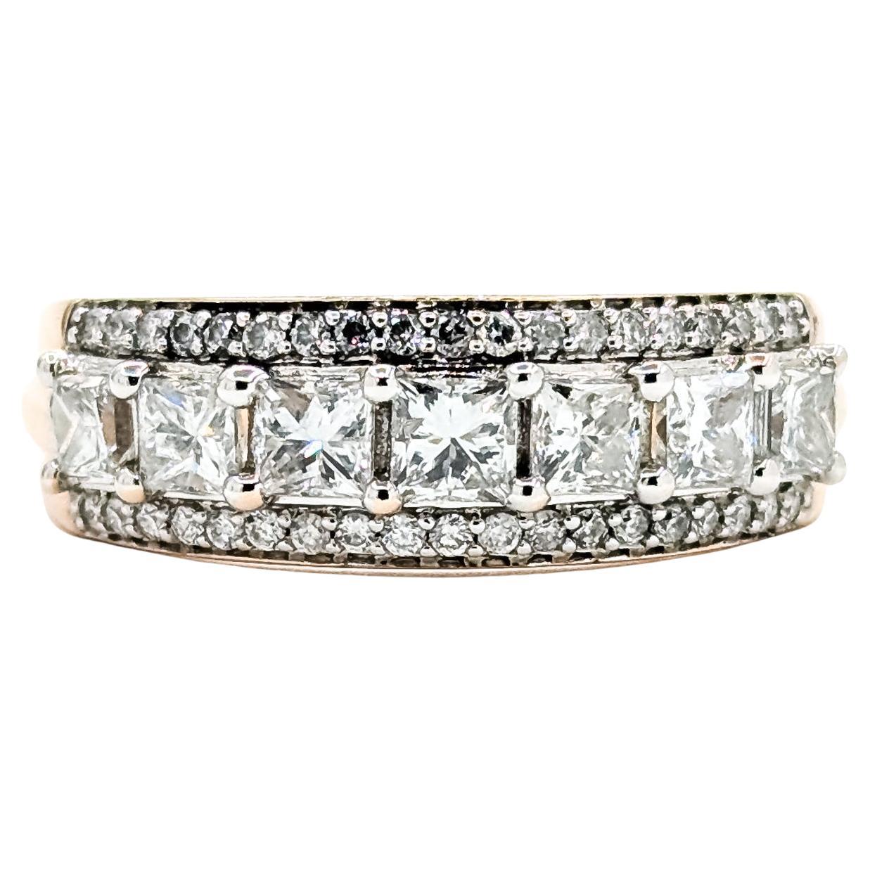 Bague raffinée à 3 rangs de diamants en 14k