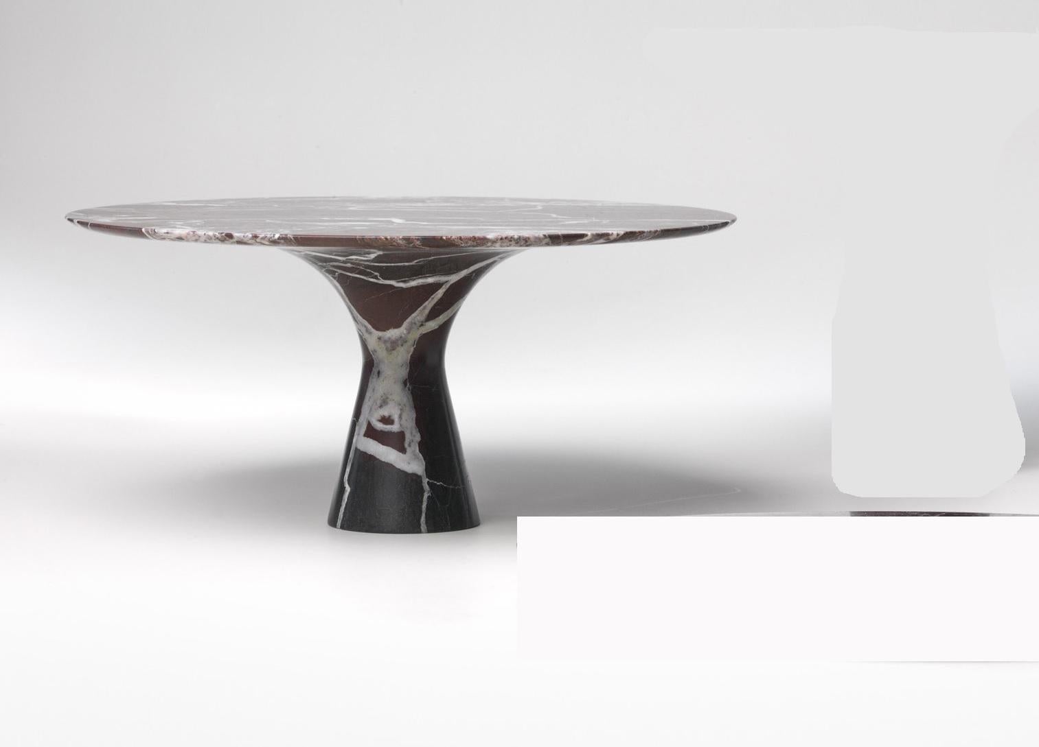 Refined Contemporary Marble 02 Rosso Levanto marble cake stand
Signed by Leo Aerts.
Dimensions: Diameter 32 x Height 15 cm 
Material: Rosso Levanto Marble
Technique: Polished, Carved. 
Available in Marble: Kyknos, Bianco Statuarietto, Grey