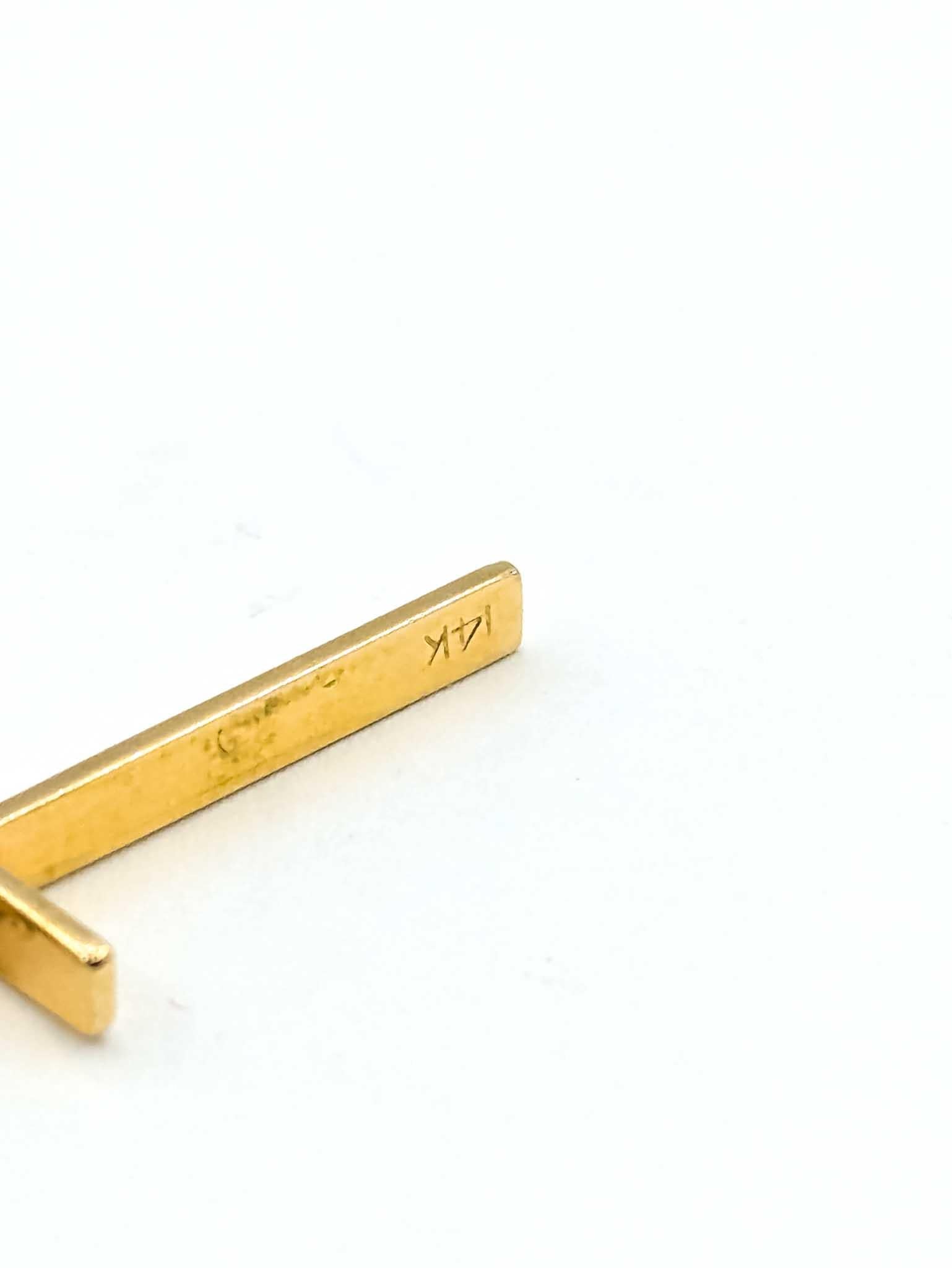 Raffinierter Kreuz-Anhänger aus 14k Gelbgold im Angebot 1