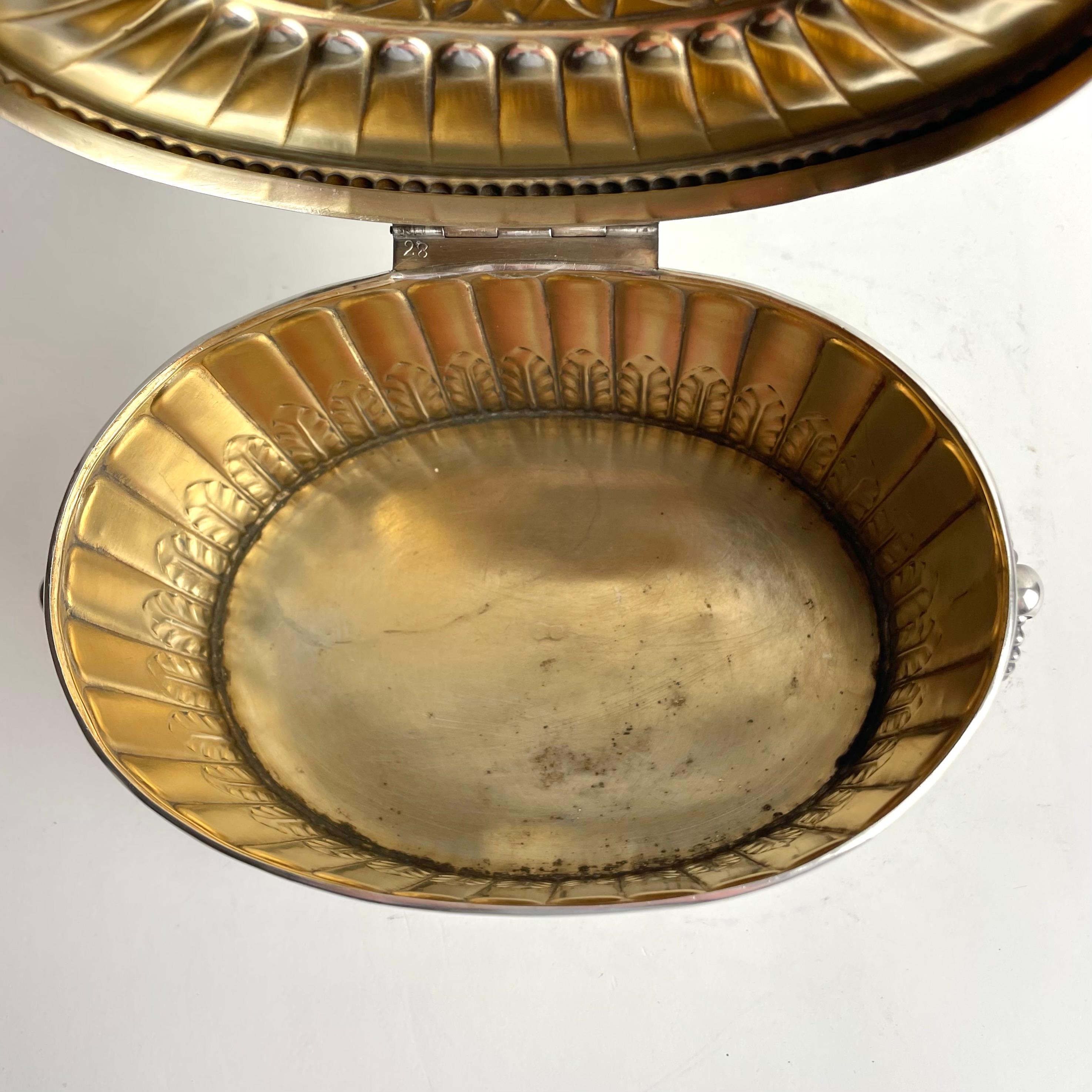 Boîte à biscuits en métal Gallia du début du 20e siècle par Christofle, France en vente 9