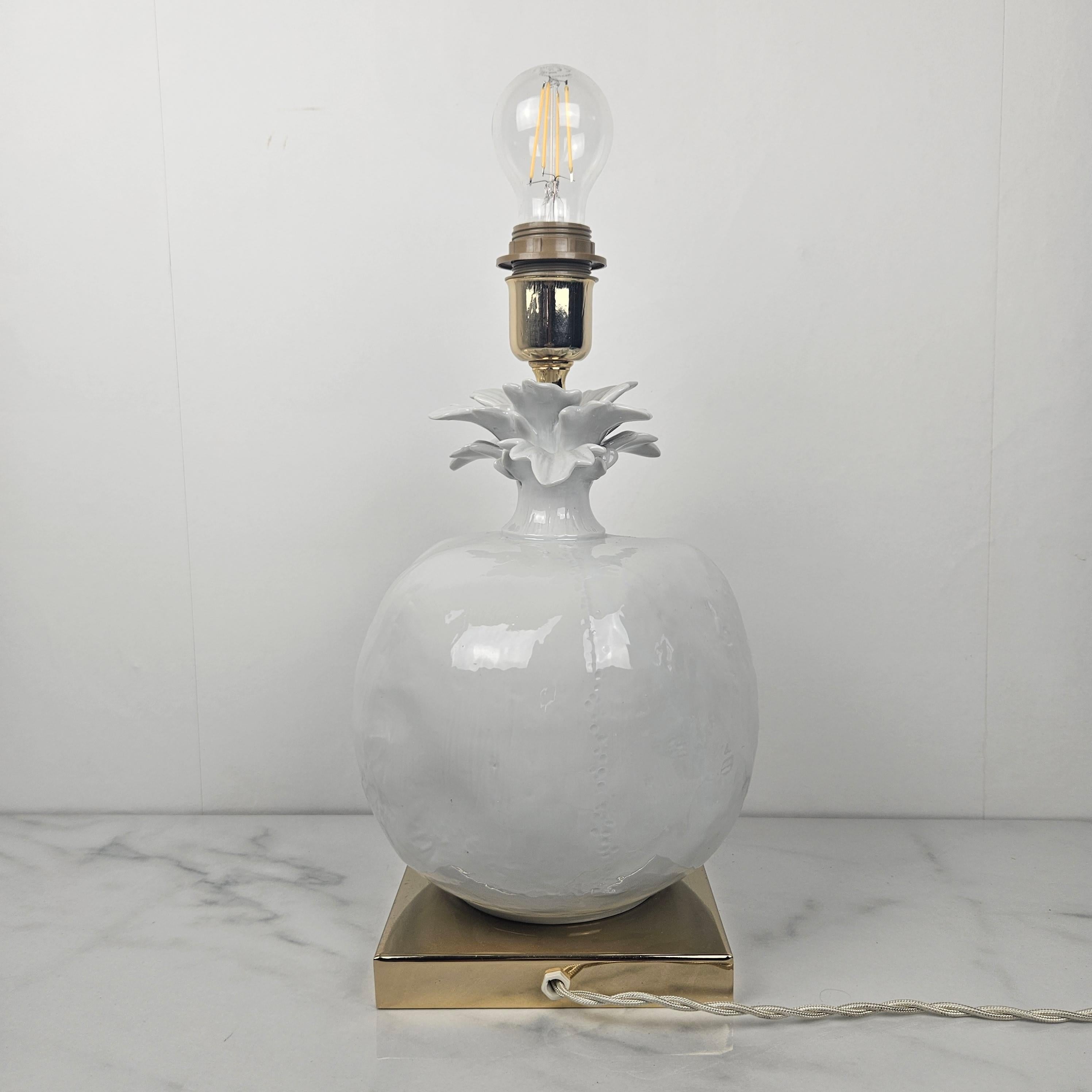 Late 20th Century Refined Italian Sculptural Ceramic Table Lamp on Gilt Base — Early 1970s For Sale