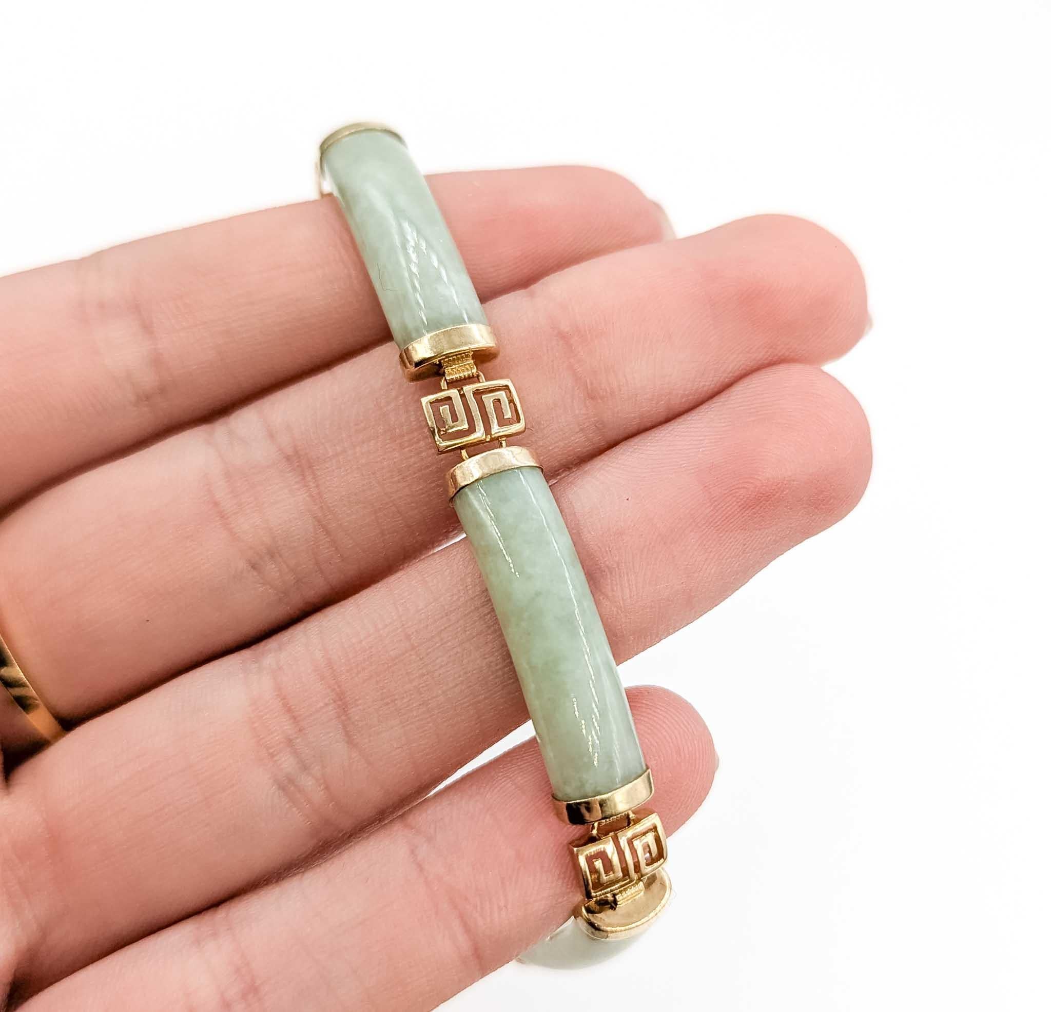 Bracelet à maillons en or jaune 14k et jade raffiné Excellent état - En vente à Bloomington, MN
