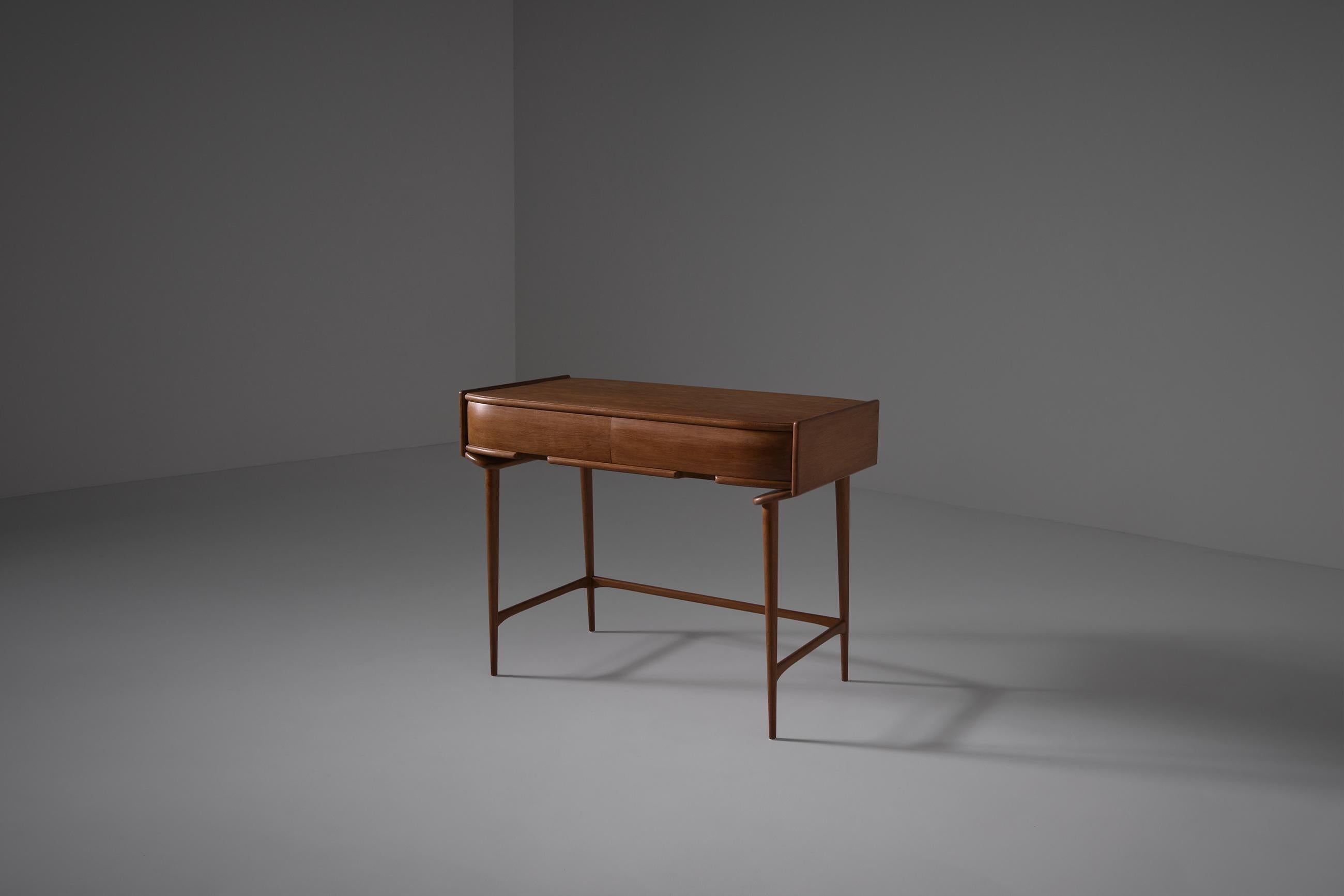 Refined Oak Desk, 1960s 3