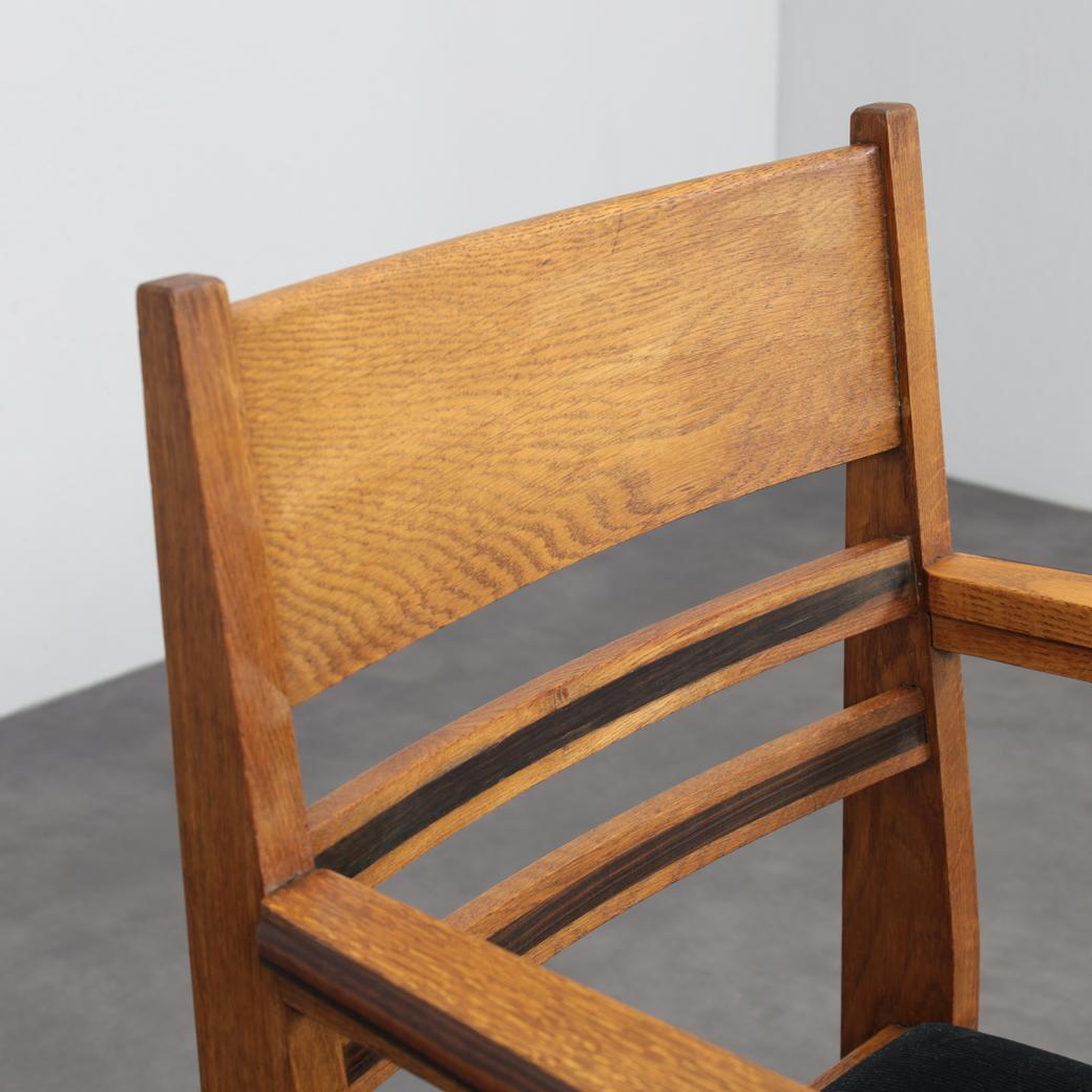 Refined Pair of Art Deco Armchairs, Attributed to L.O.V. Oosterbeek, 1930s For Sale 3