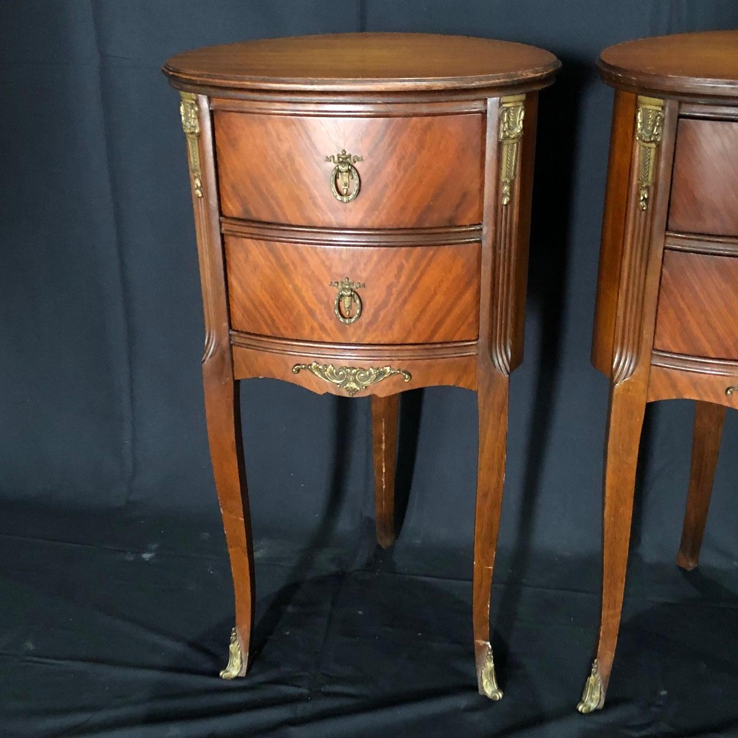 Refined Pair of French Louis XV Style Nightstands 1