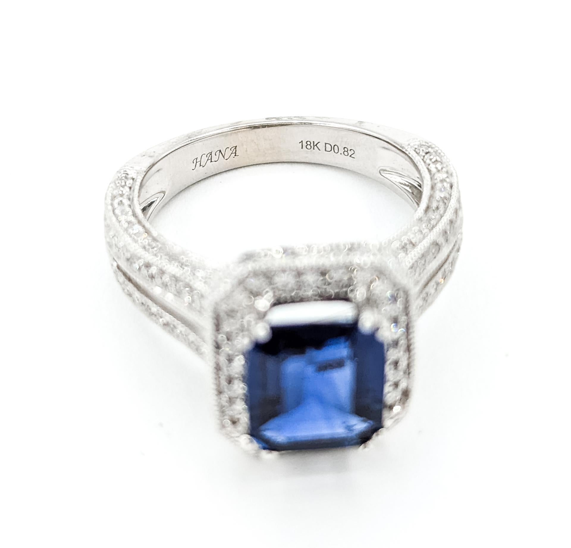 Bague en or blanc 18 carats, saphir bleu royal et diamant, ornée d'un halo milgrain en vente 5