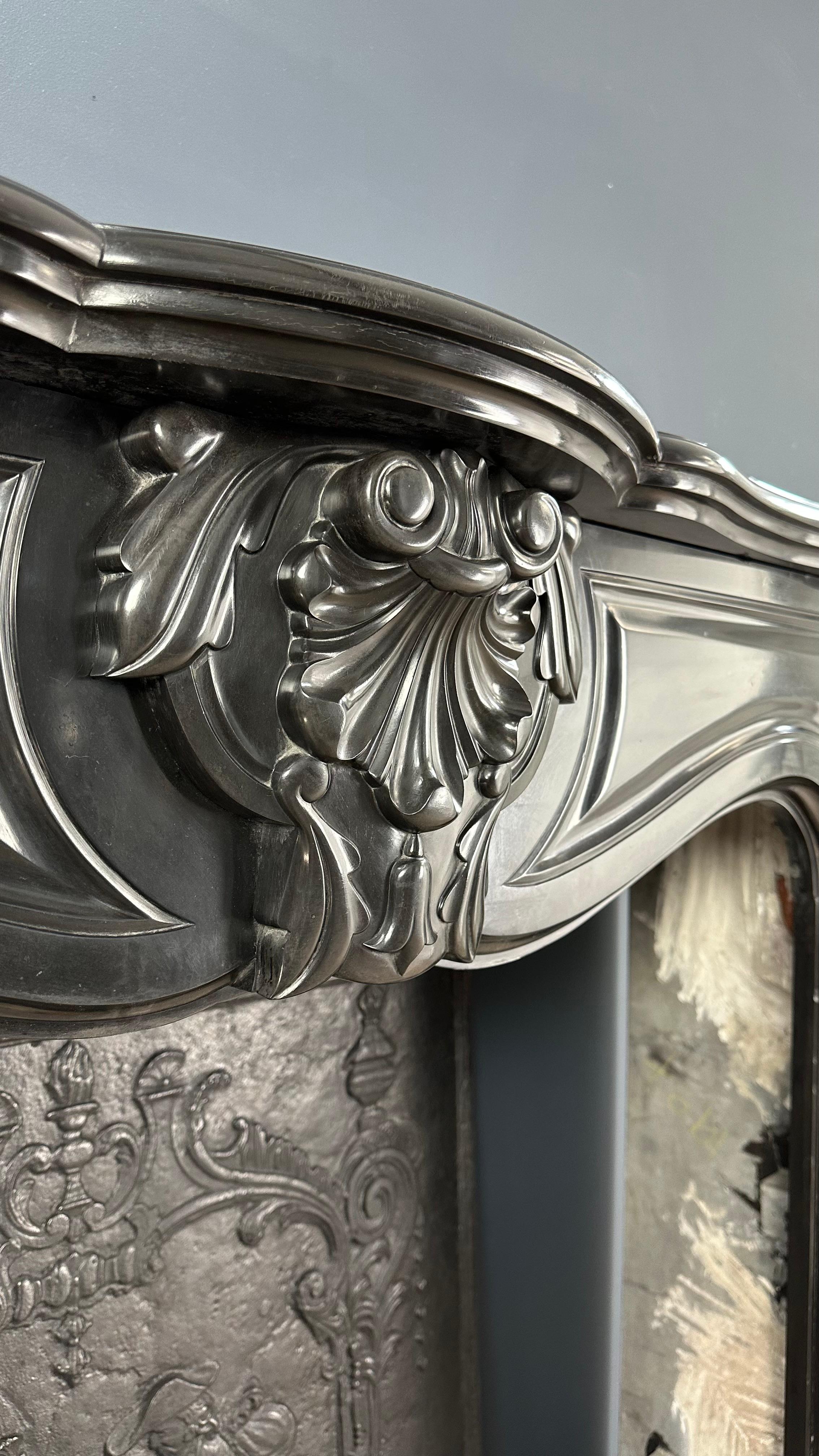 Refined Splendor: Louis XV Style Noir de Mazy Antique Marble Front Fireplace For Sale 2