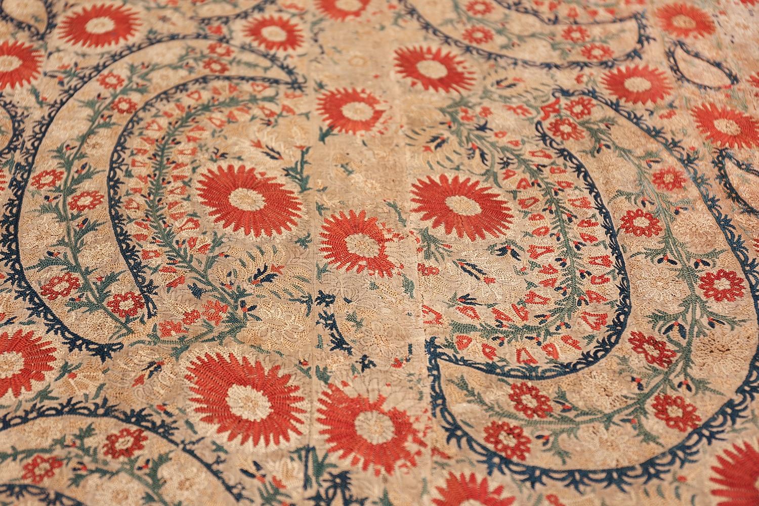 Refinierte, aber rustikale, antike Ottomane-Textil-Stickerei 3'2