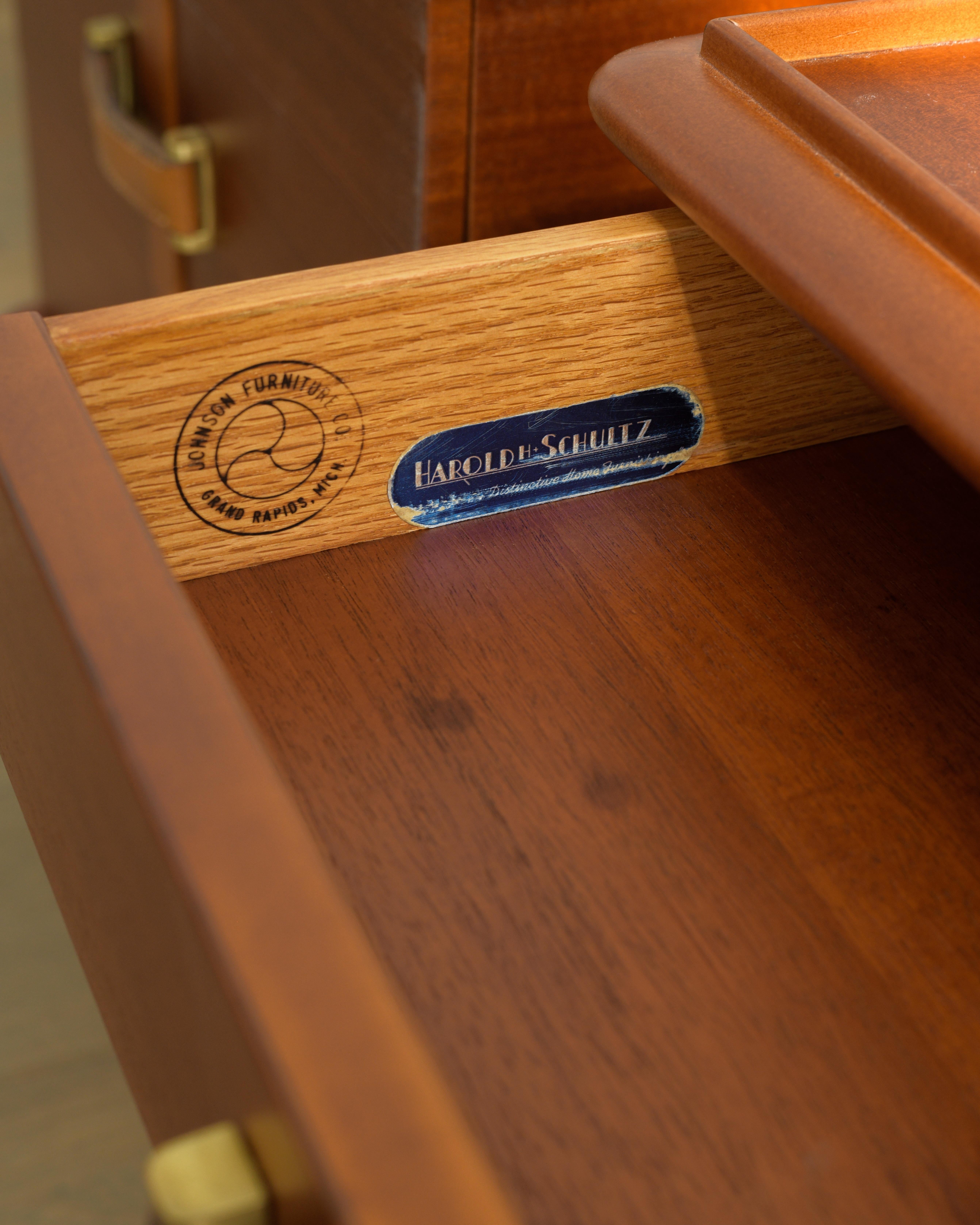 Refinished 1940s Paul Frankl Station Wagon Nightstands for Johnson Furniture Co. For Sale 1