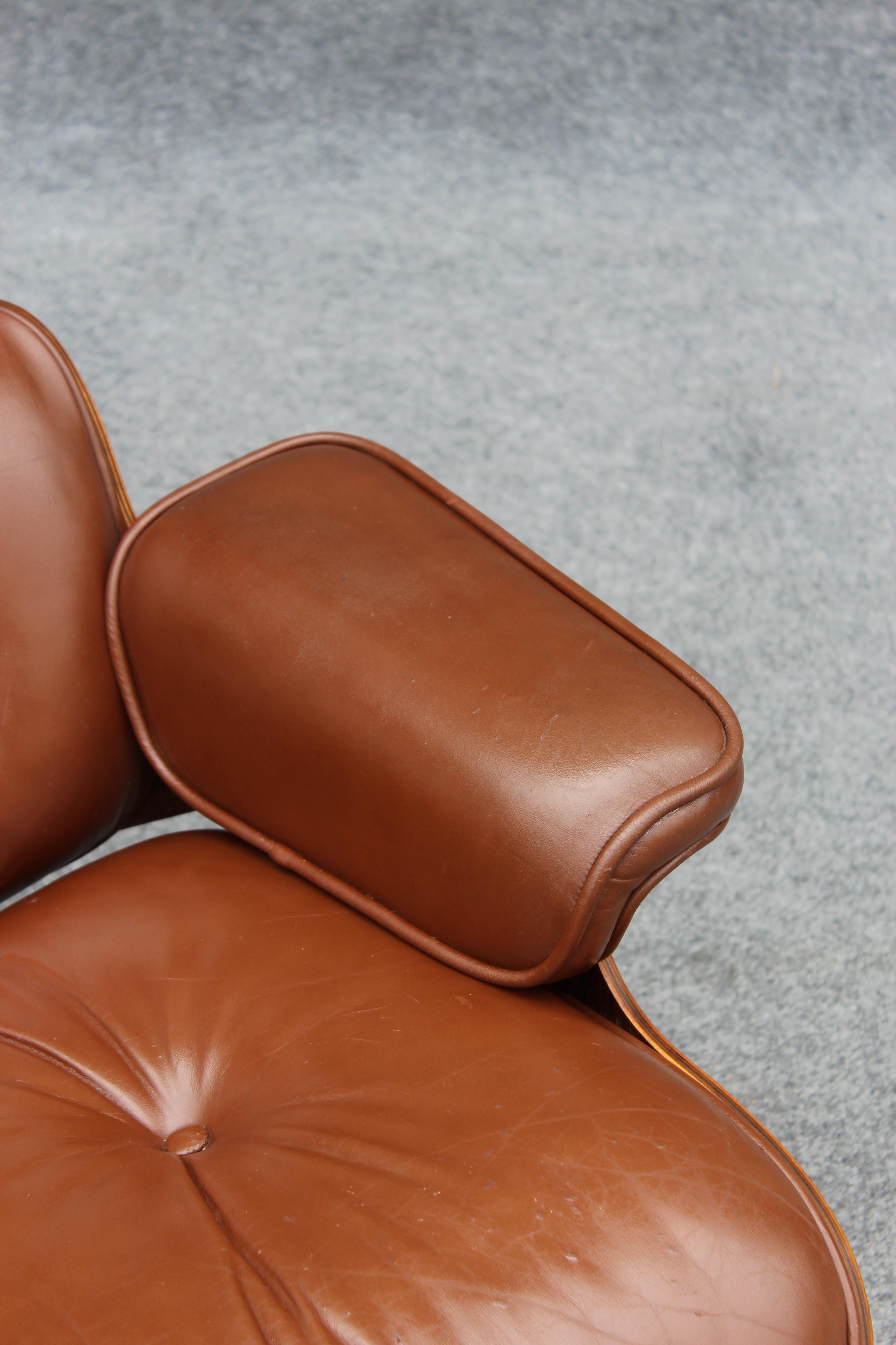 Refinished Charles & Ray Eames for Herman Miller Rosewood & Leather Lounge Chair 5