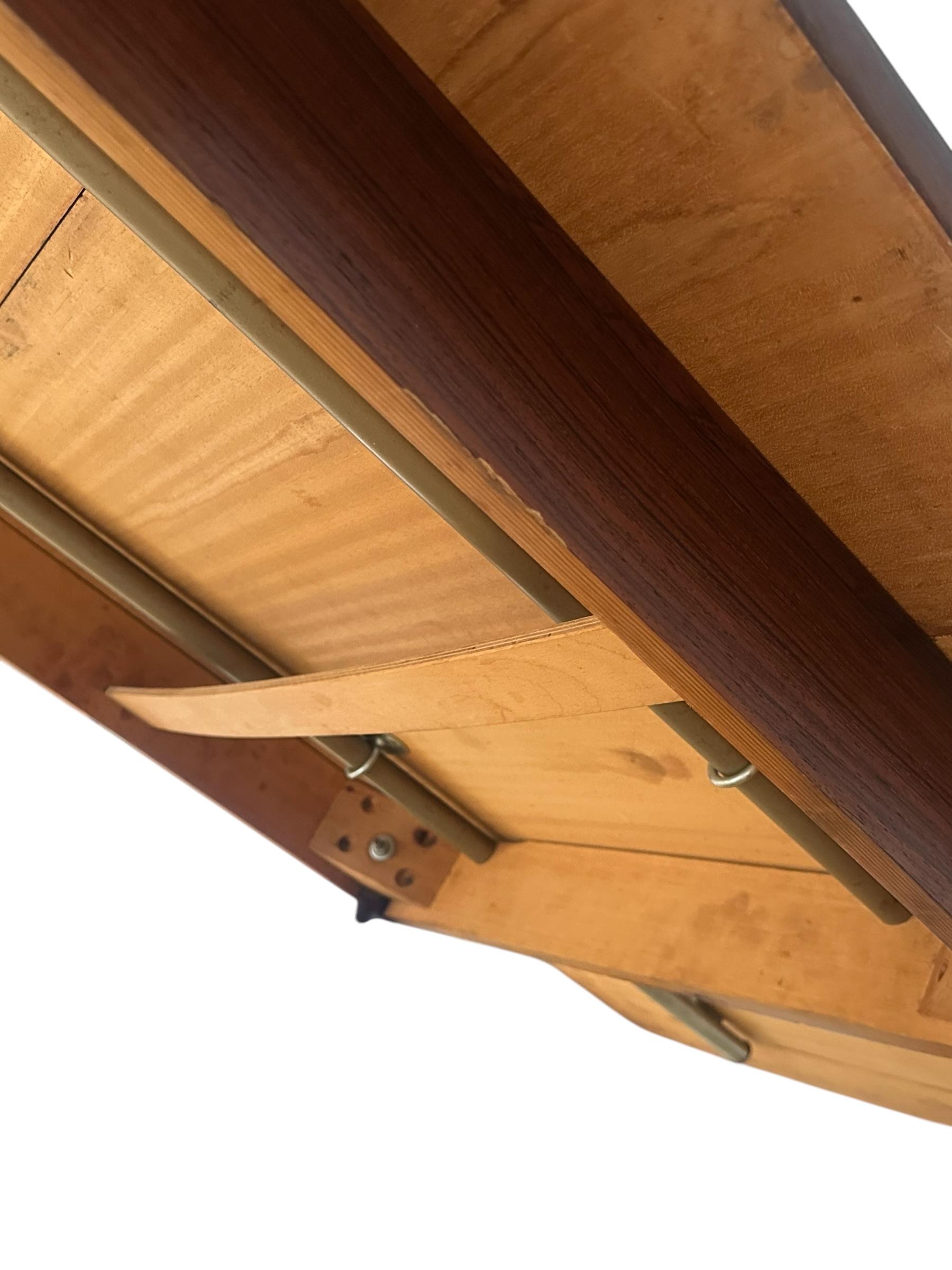 Mesa de Comedor Danesa Moderna de Palisandro Refinada con Dos Hojas en venta 11