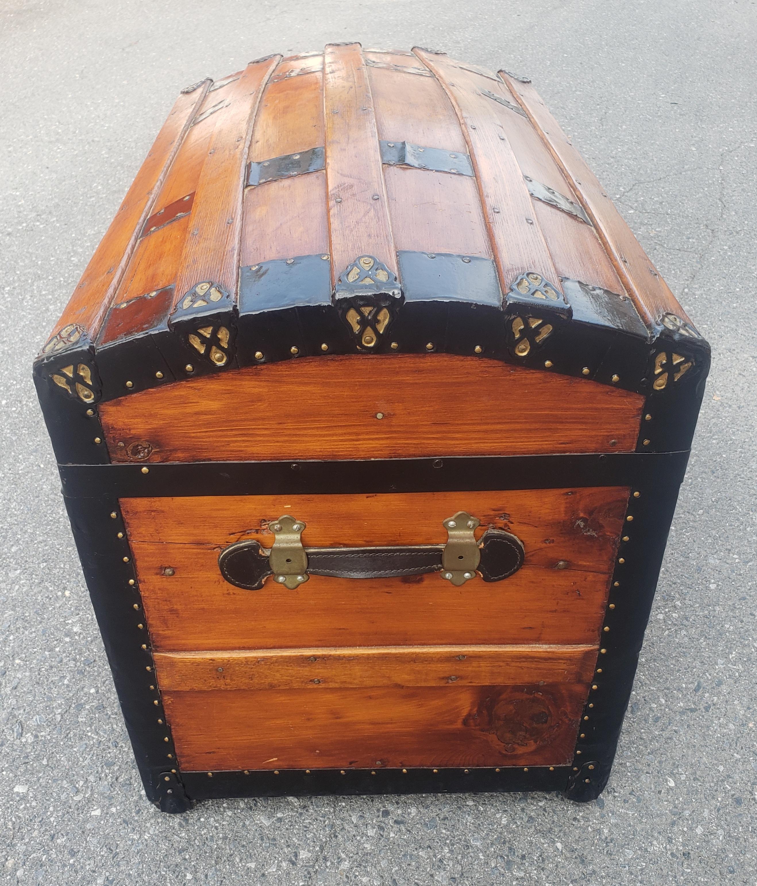 20th Century Refinished Early American Steamers Dome Top Pine and iron Blanket Chest Trunk For Sale