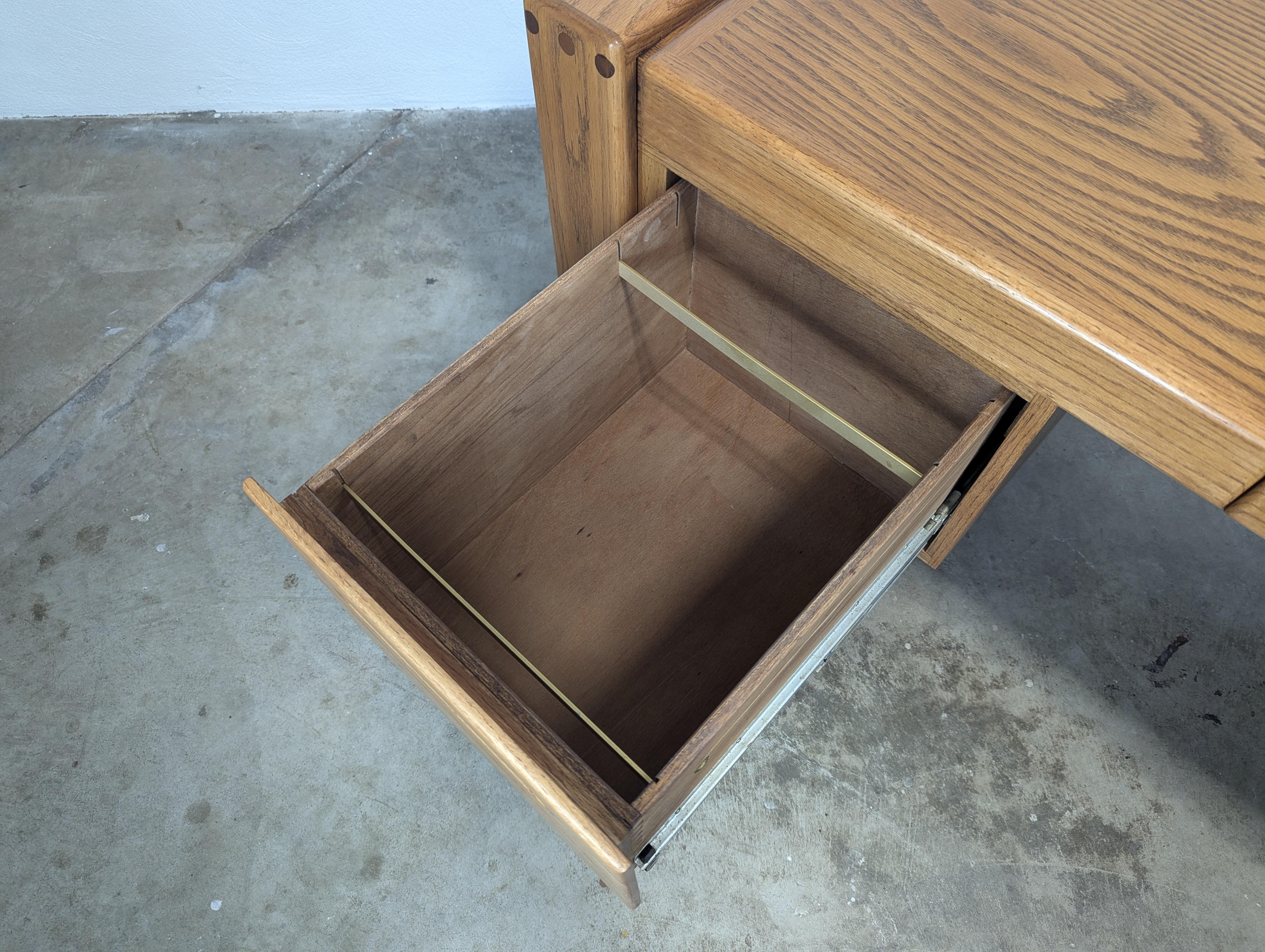 Refinished Lou Hodges Handcrafted Oak Desk for California Design Group, c1970s 5