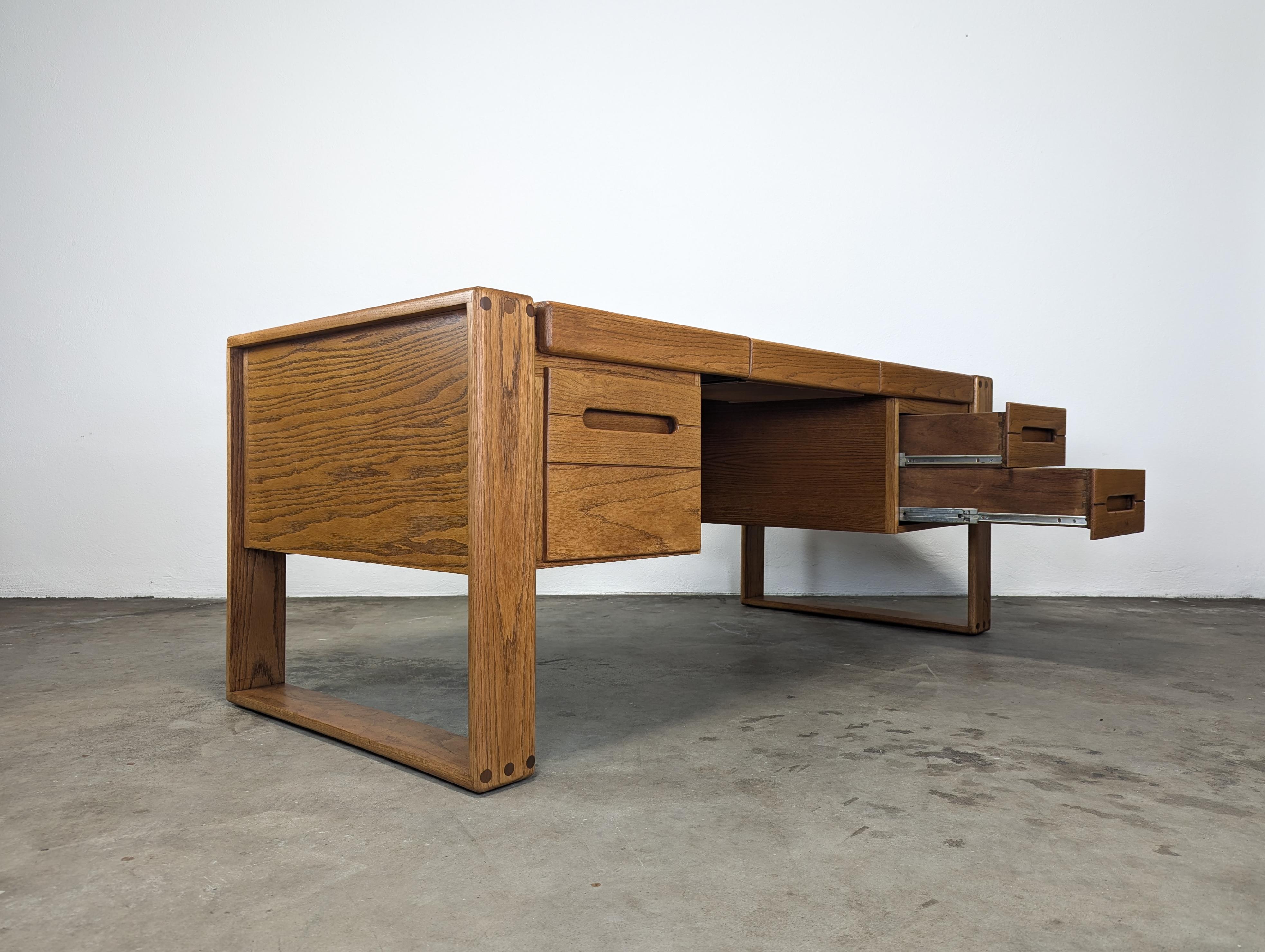 American Refinished Lou Hodges Handcrafted Oak Desk for California Design Group, c1970s