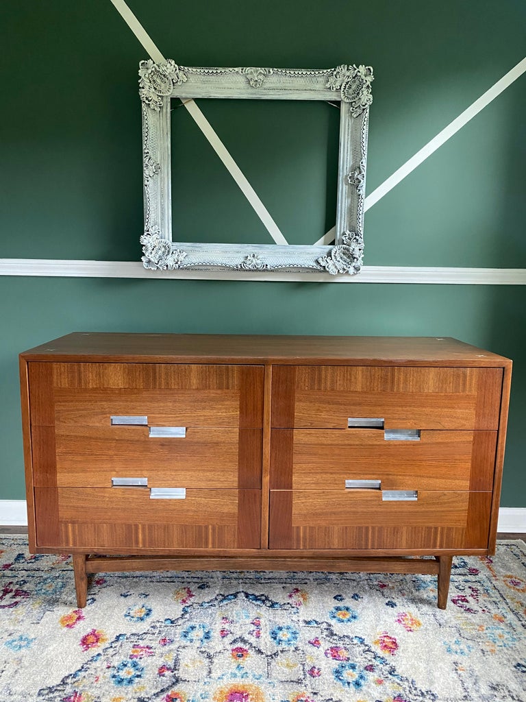 Mid-Century Modern Refinished Mcm American of Martinsville Low-boy Walnut Dresser For Sale