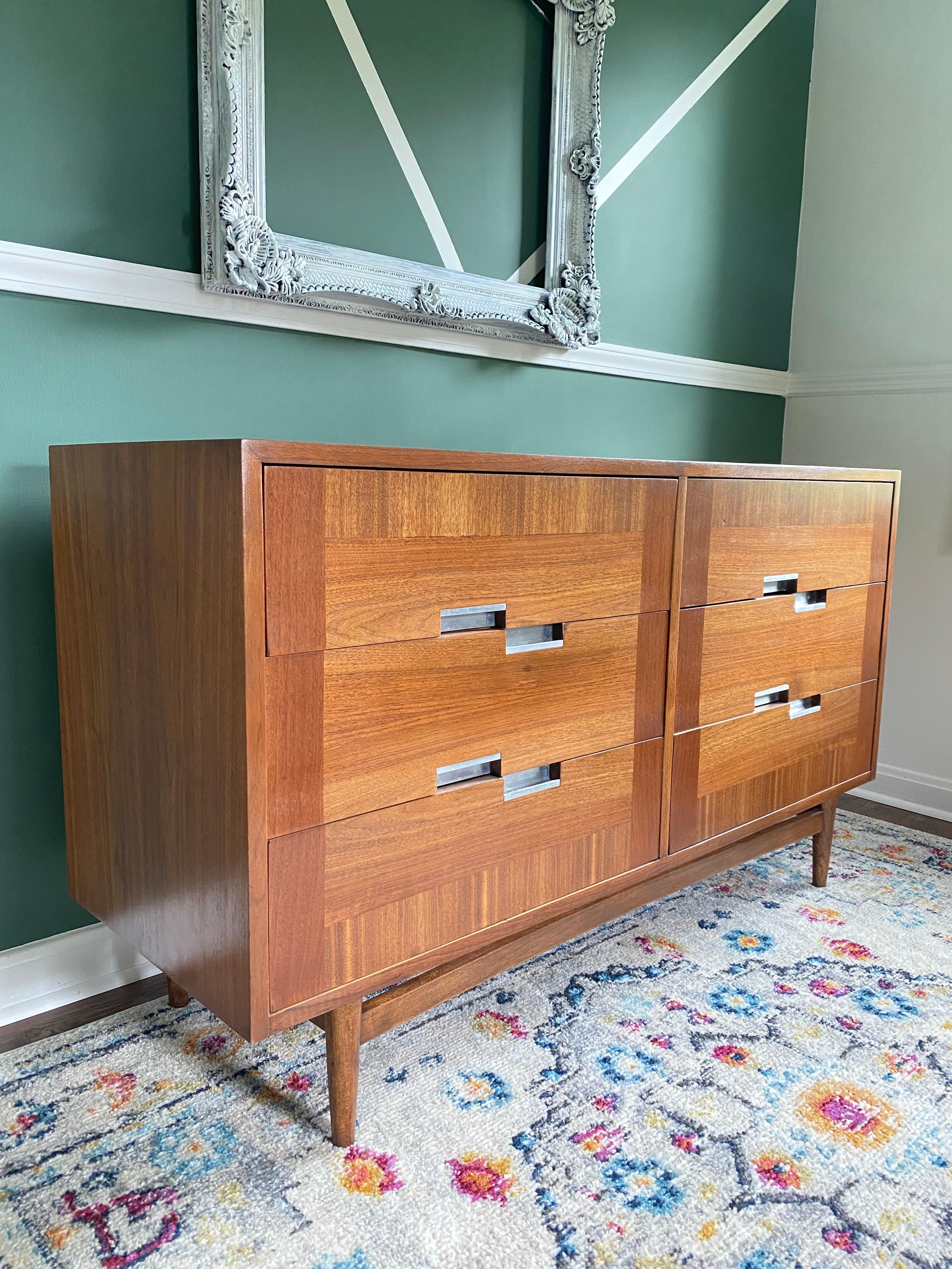 Mid-20th Century Refinished Mcm American of Martinsville Low-boy Walnut Dresser For Sale