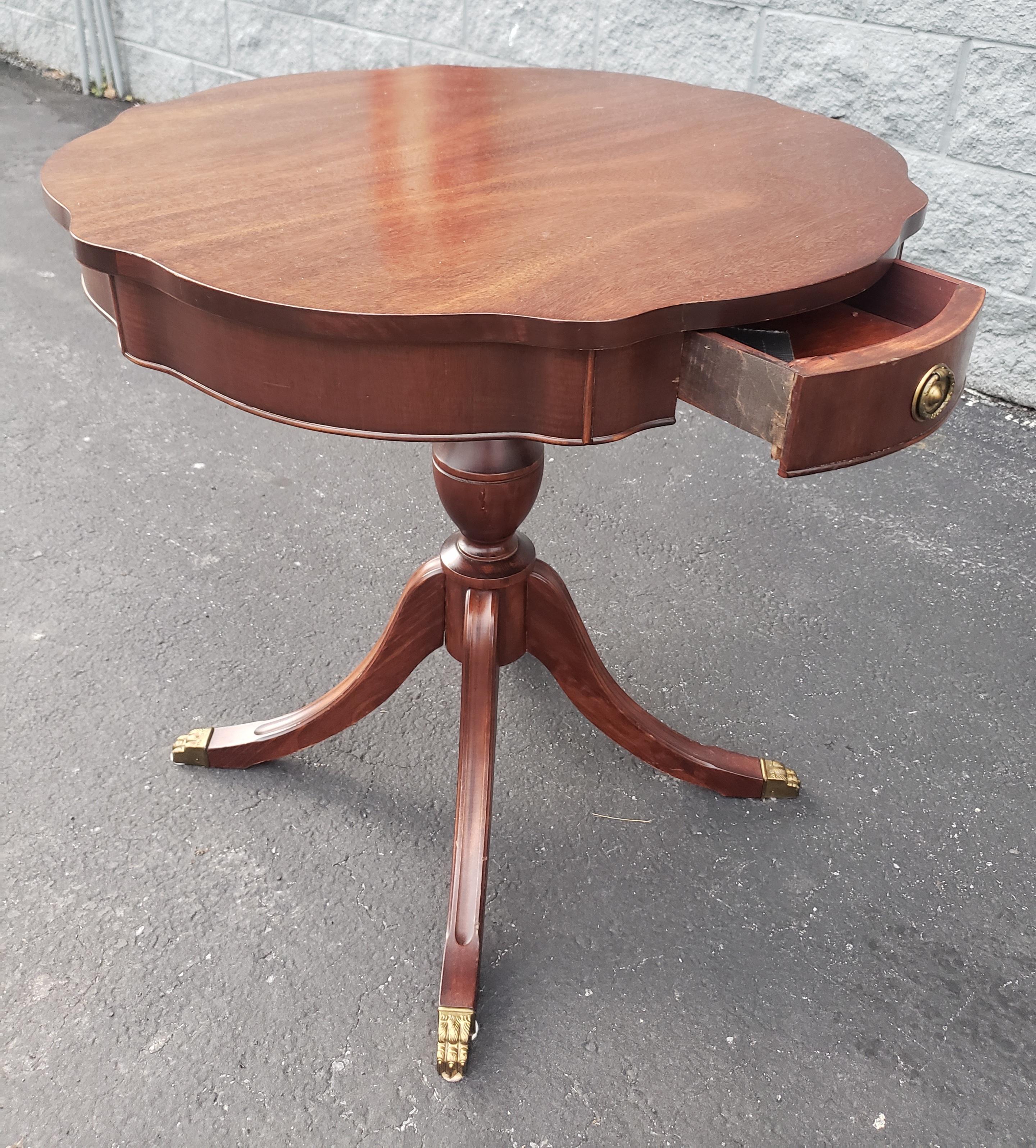 20th Century Refinished Mid-Century Mahogany Single Drawer QuadPod Pedestal Drum Table For Sale