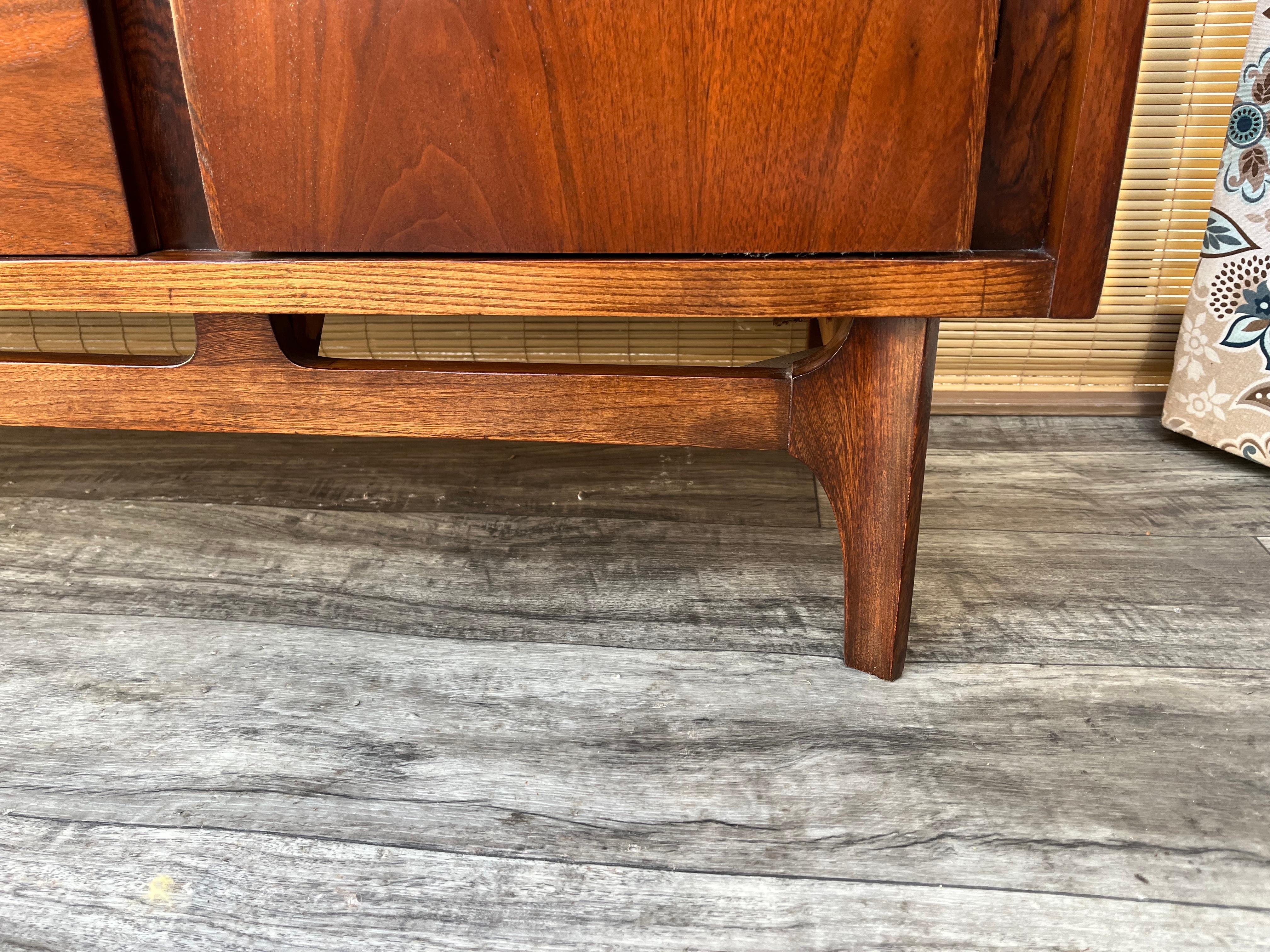Refinished Mid Century Modern Credenza by Kent Coffey Predicta Line. C 1960s For Sale 3