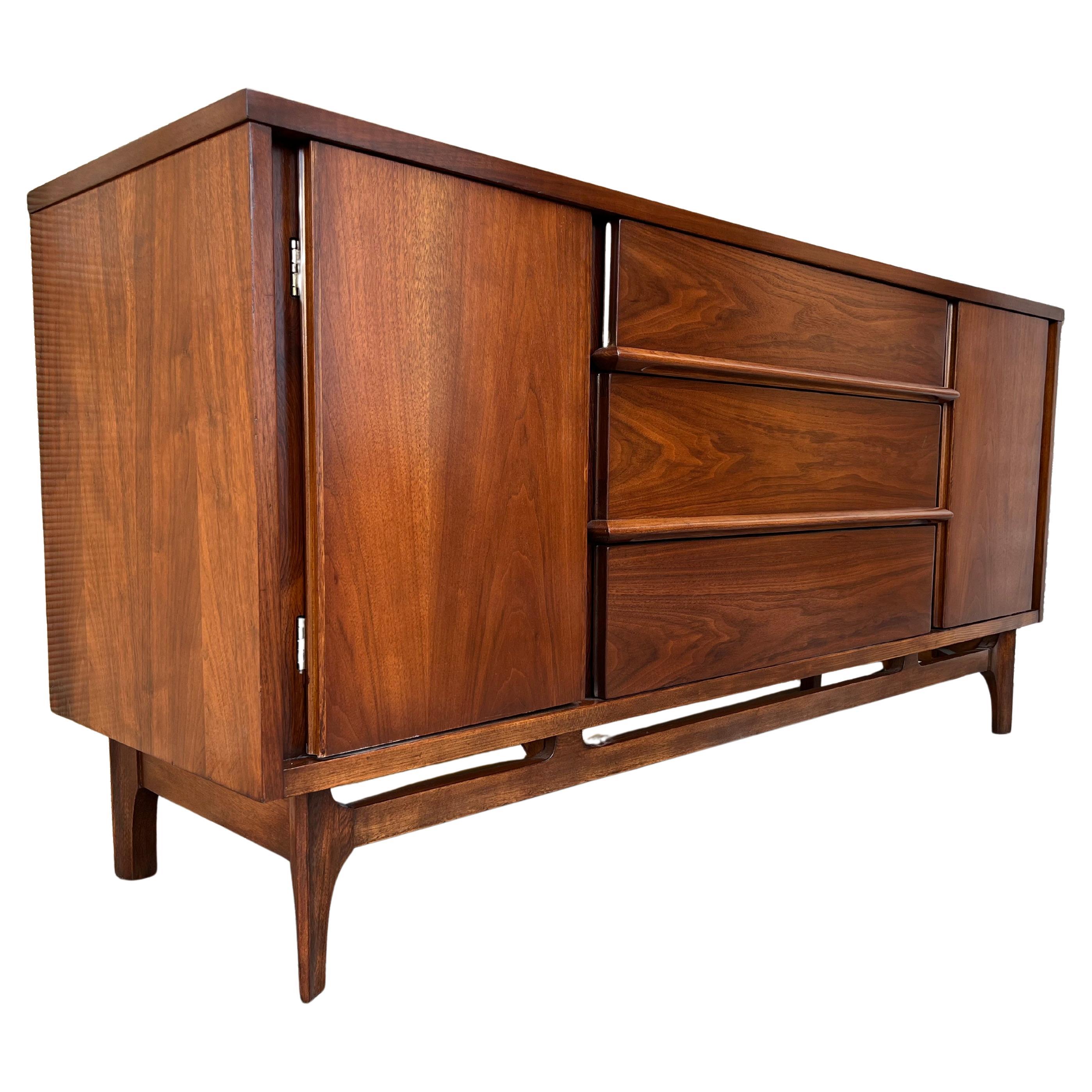 Refinished Mid Century Modern Credenza by Kent Coffey Predicta Line. C 1960s