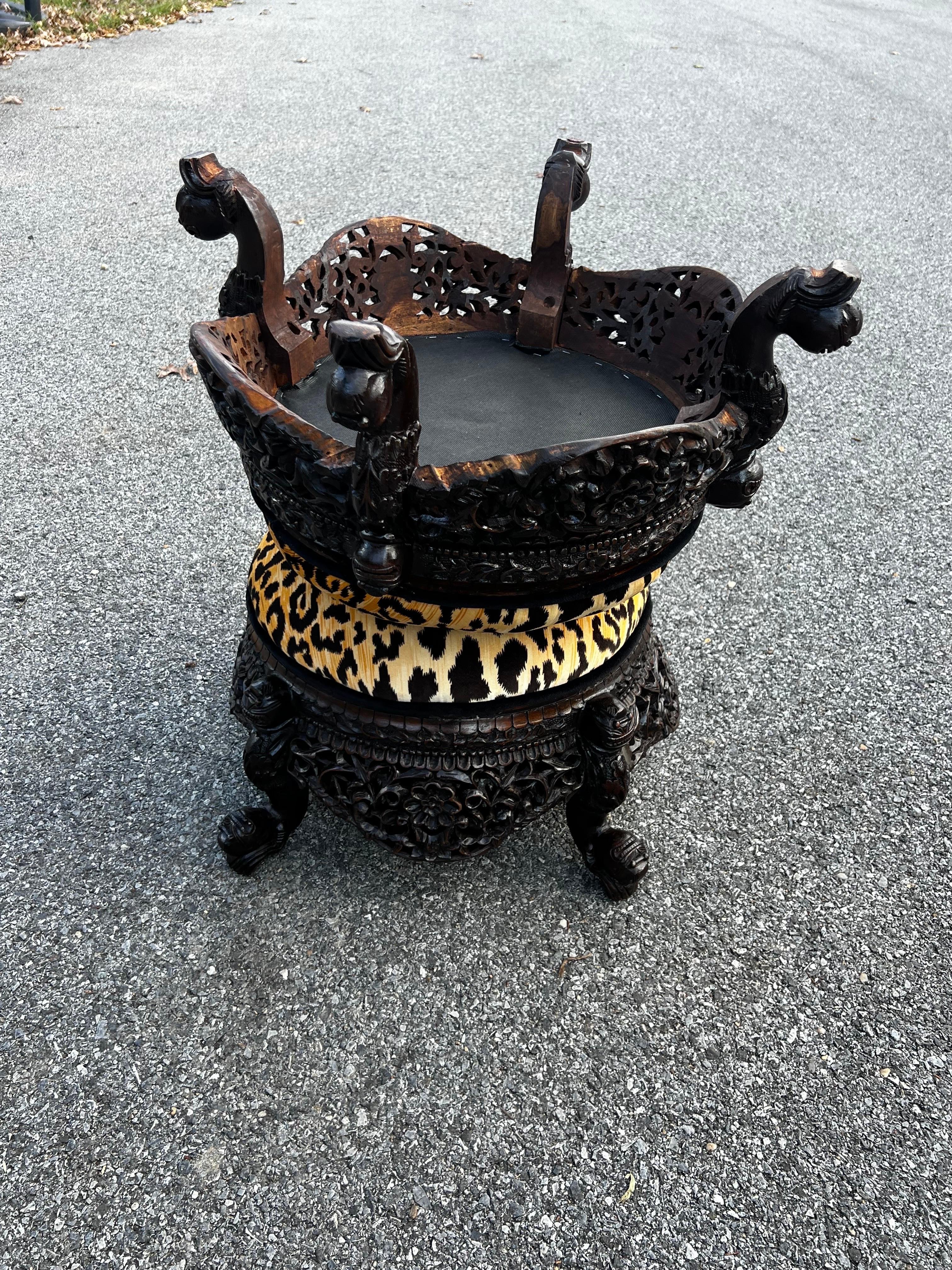 Refinished Pair Late 19th Century Anglo-Indian Hand-Carved Cheetah Stools  For Sale 8