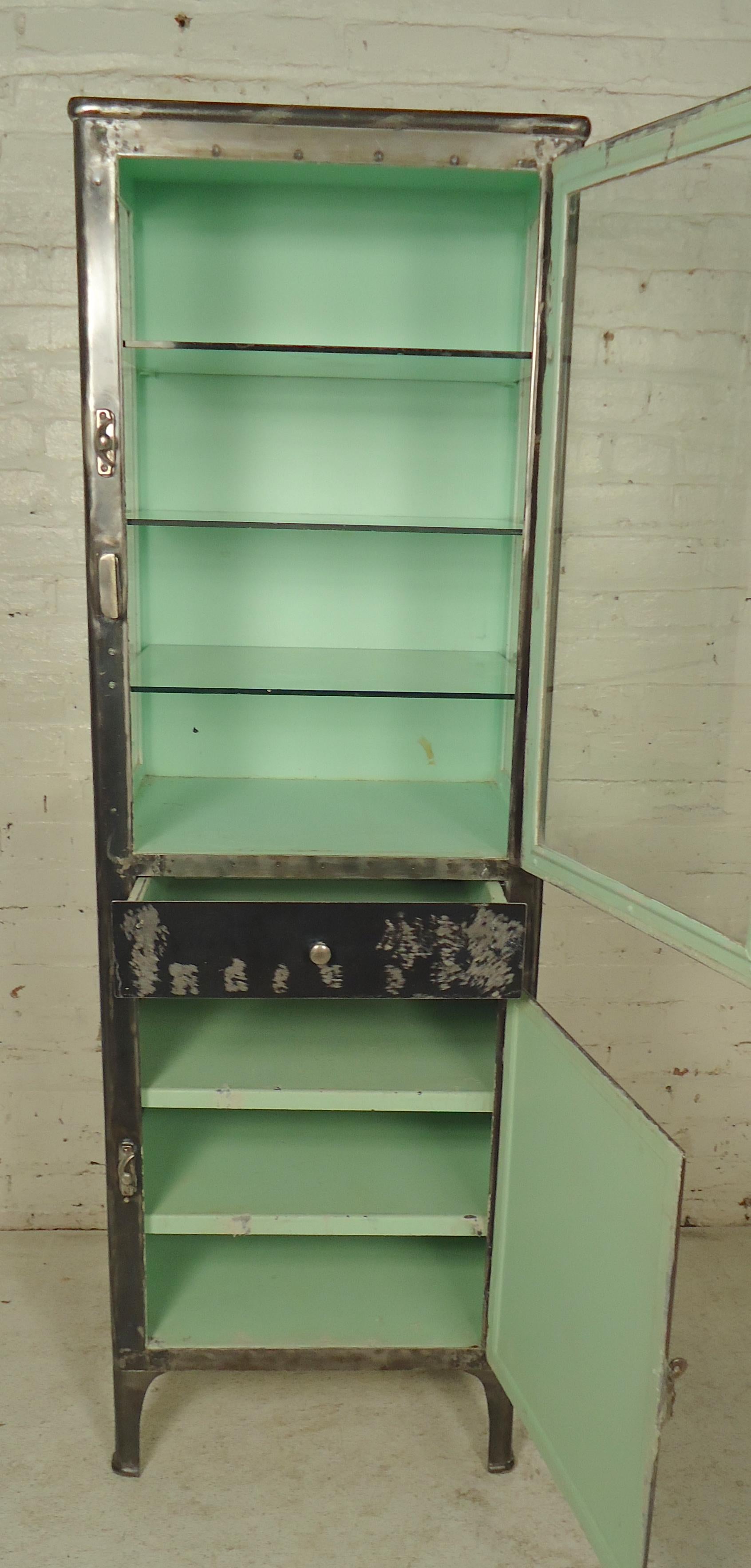 Refinished Vintage Display Cabinet In Good Condition In Brooklyn, NY