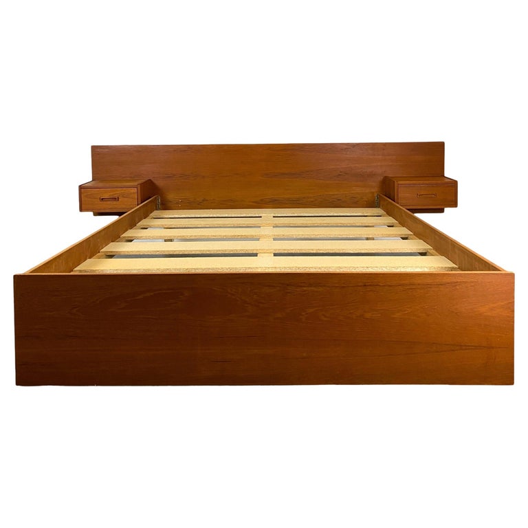Refinished Vintage Teak Bed Frame For Sale at 1stDibs