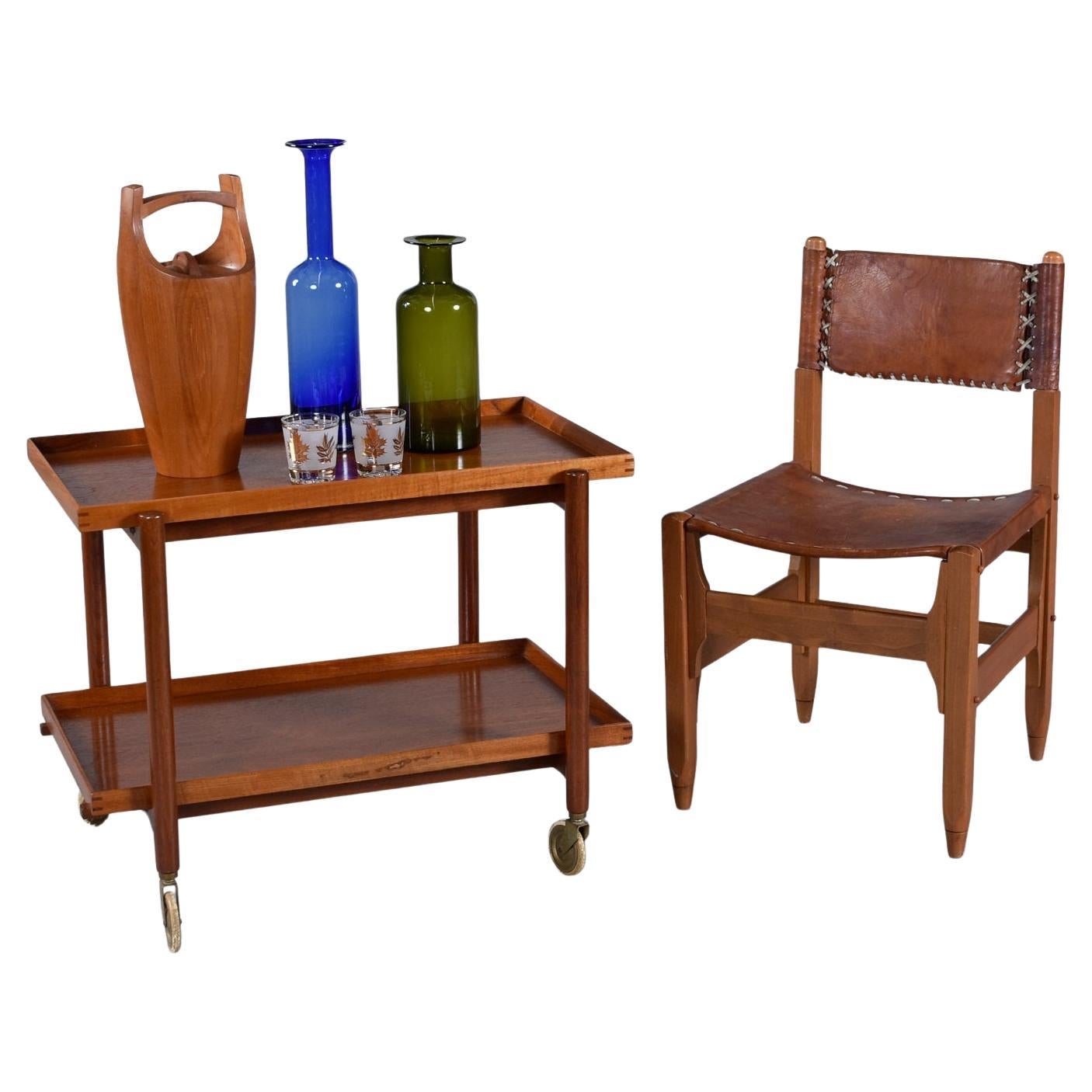 Refinshed Poul Hundevad for Vamdrup Danish Expanding Teak Bar Cart In Good Condition For Sale In Chattanooga, TN