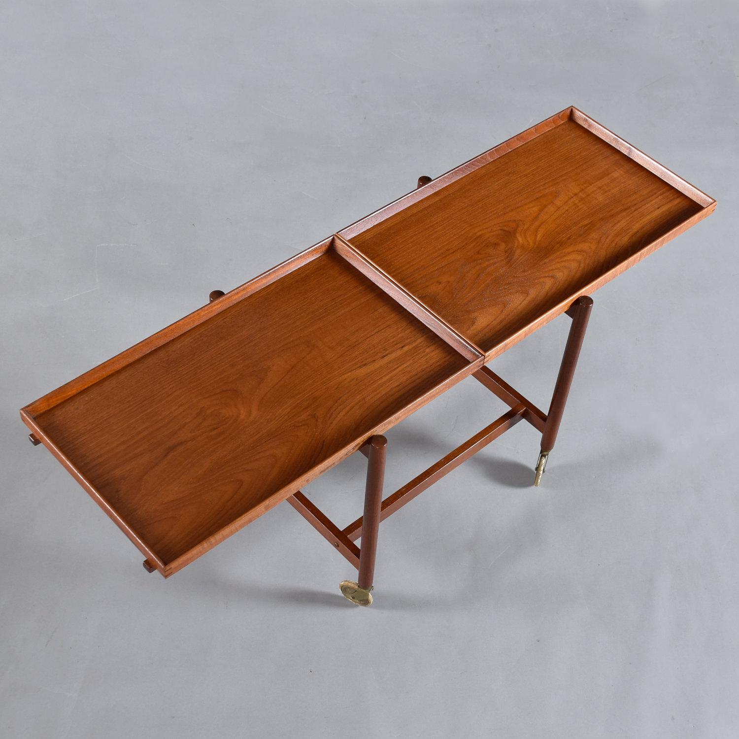Refinshed Poul Hundevad for Vamdrup Danish Expanding Teak Bar Cart For Sale 3