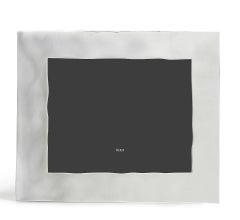 Cadre photo réfléchissant en métal nickelé de haute qualité, grand modèle.