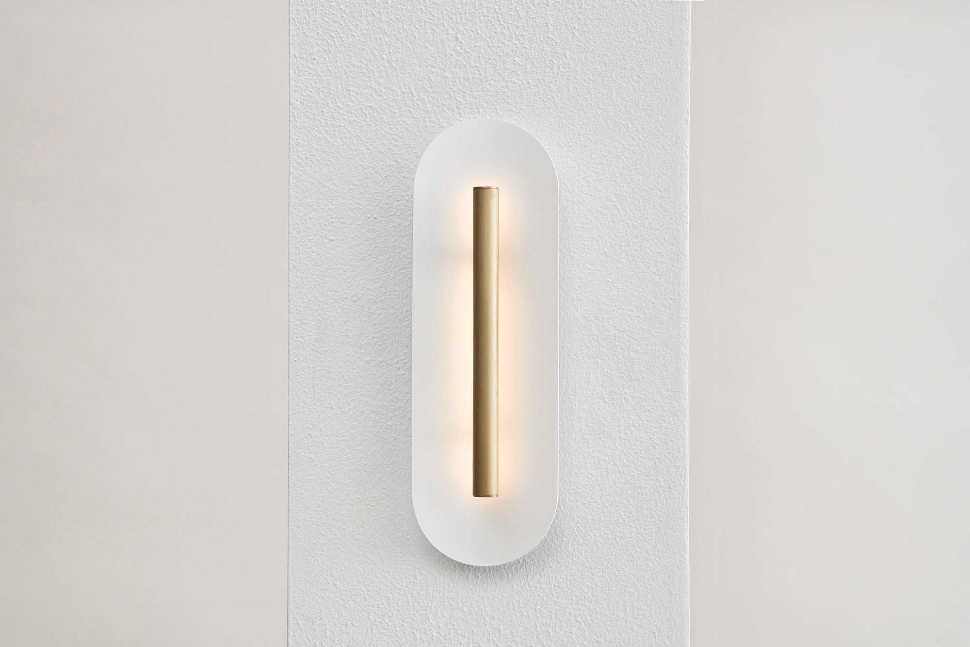 Reflector Wall Sconce 450, Lights LED, Silver Anodized / White Shade en vente 4
