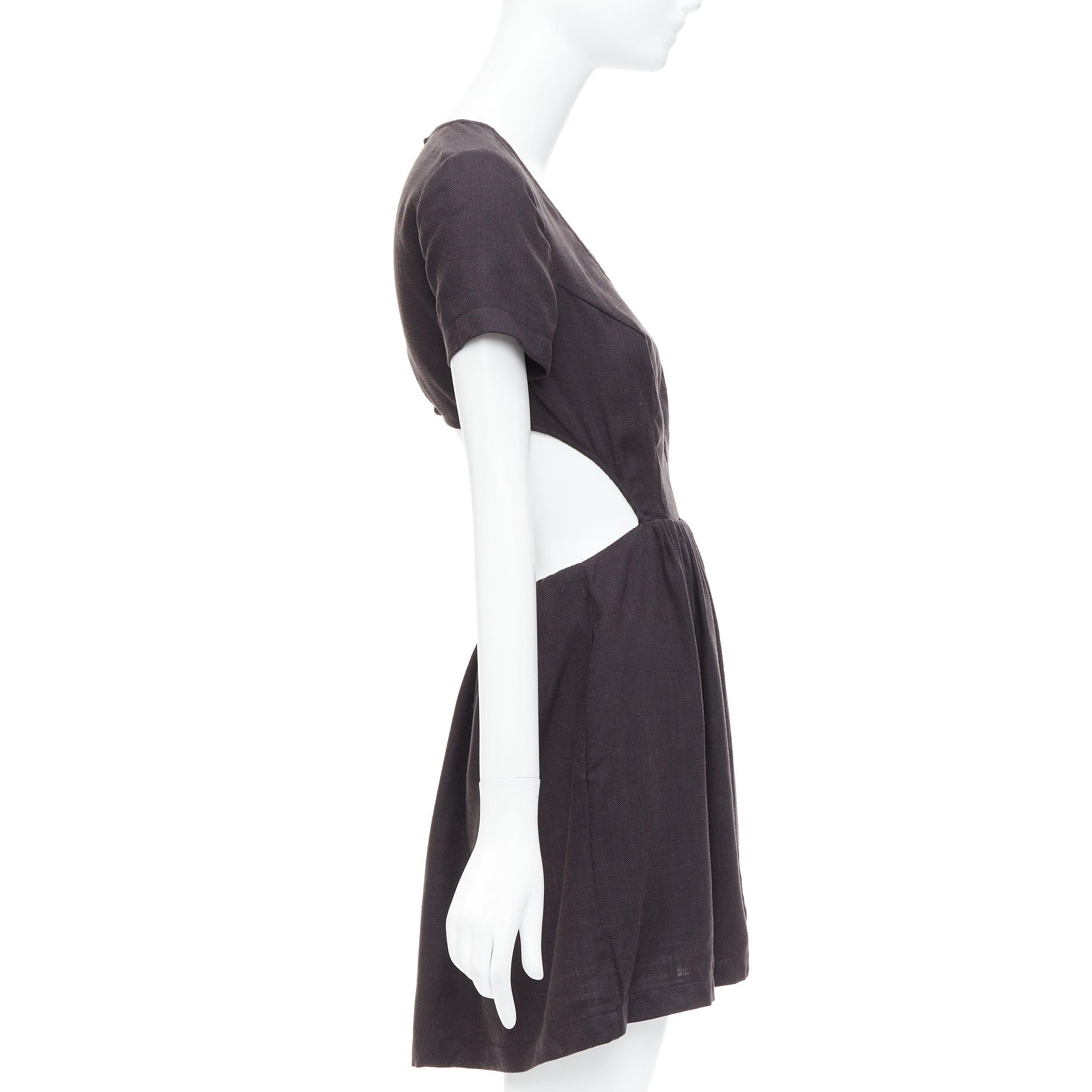 REFORMATION black open back V neck short sleeve mini dress US2 S In Excellent Condition In Hong Kong, NT