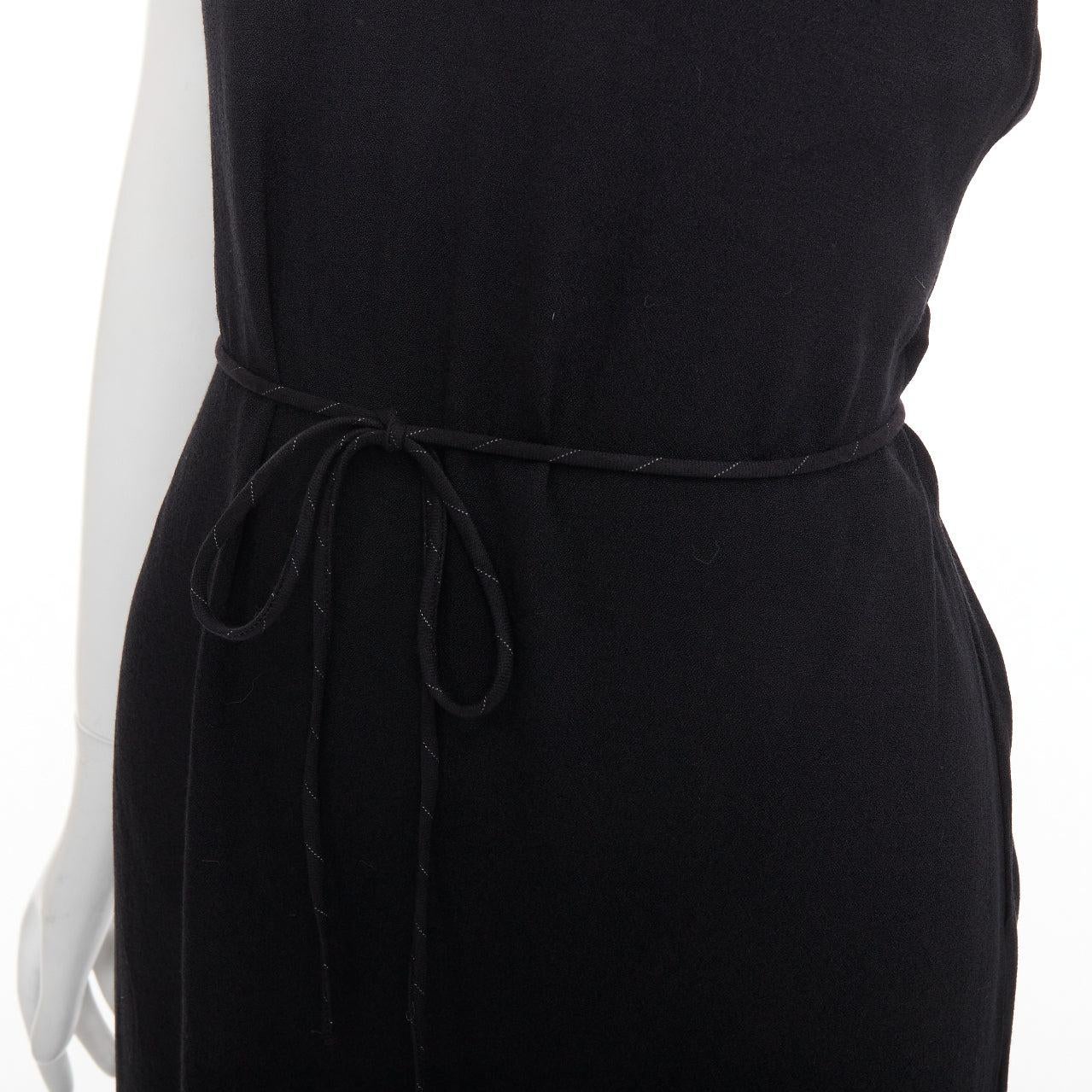 REFORMATION Robe midi à taille nouée et dos ouvert en mélange de viscose noir M en vente 2