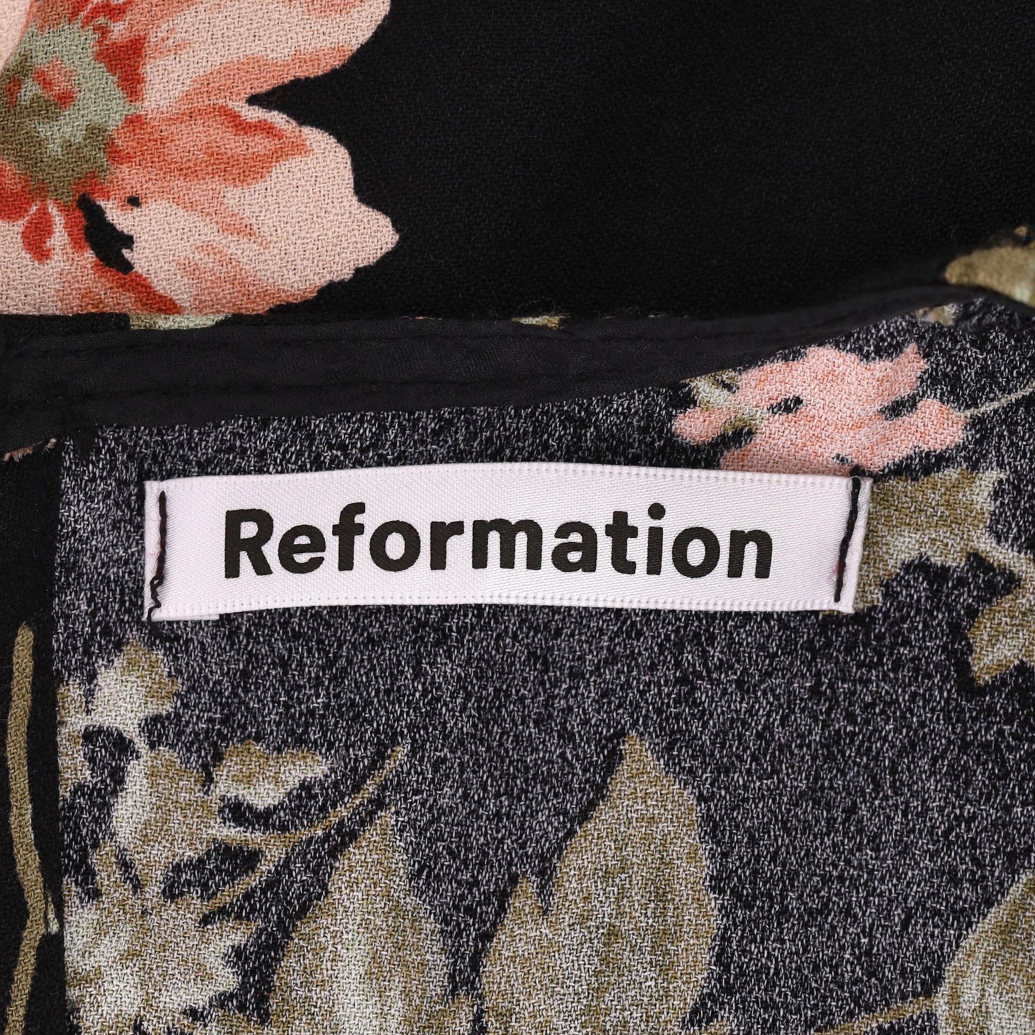 Reformation Midikleid mit Blumendruck im Angebot 1