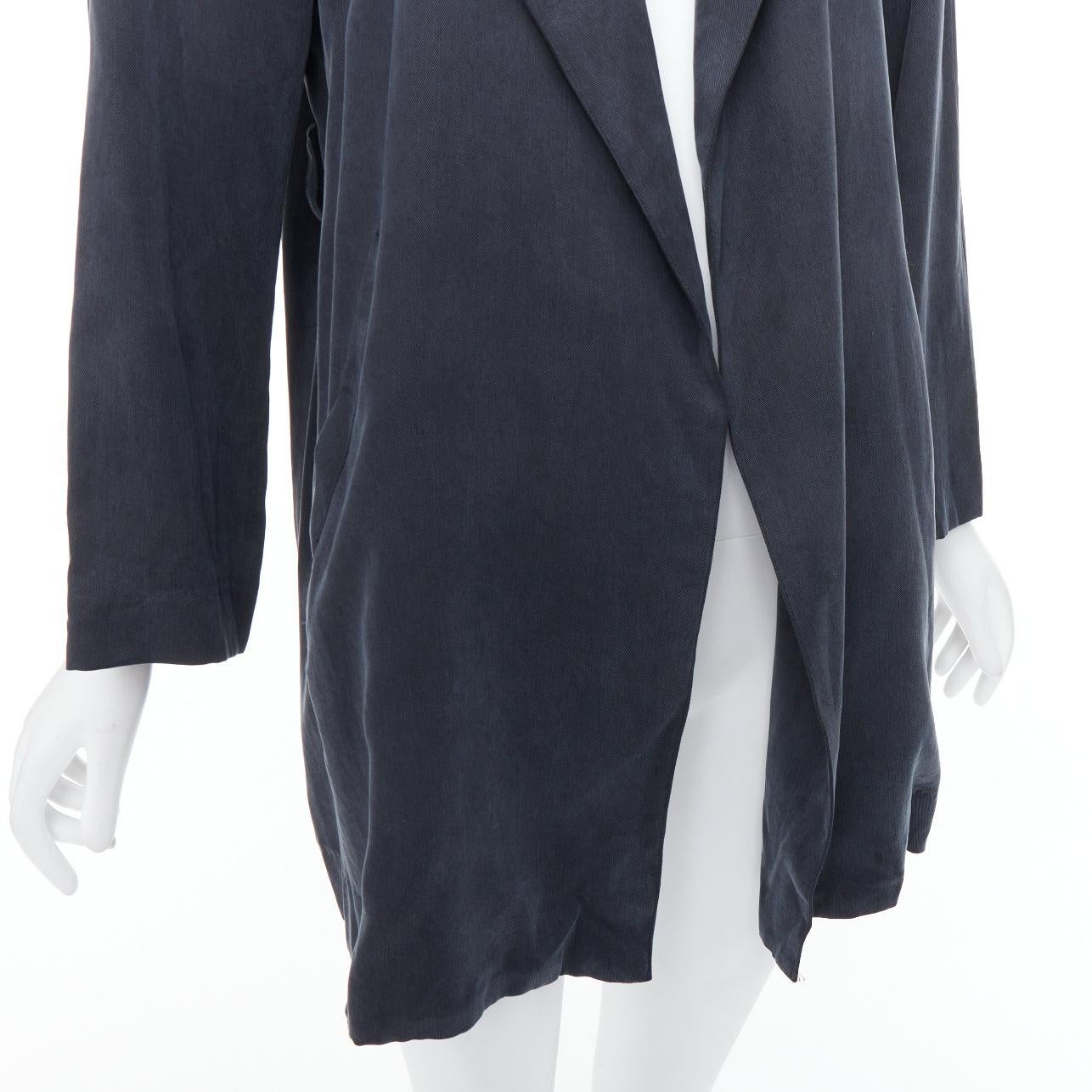 Cappotto drappeggiato con collo fluido in tencel grigio REFORMATION US0 XS in vendita 2