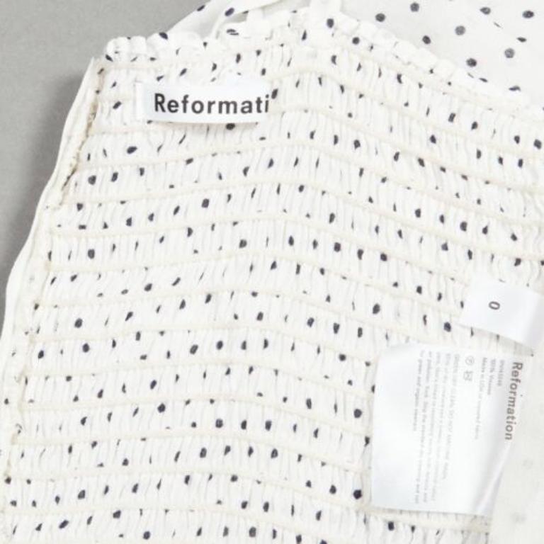 REFORMATION Hall blanc à pois Débardeur rétro à col en V US0 XS en vente 3