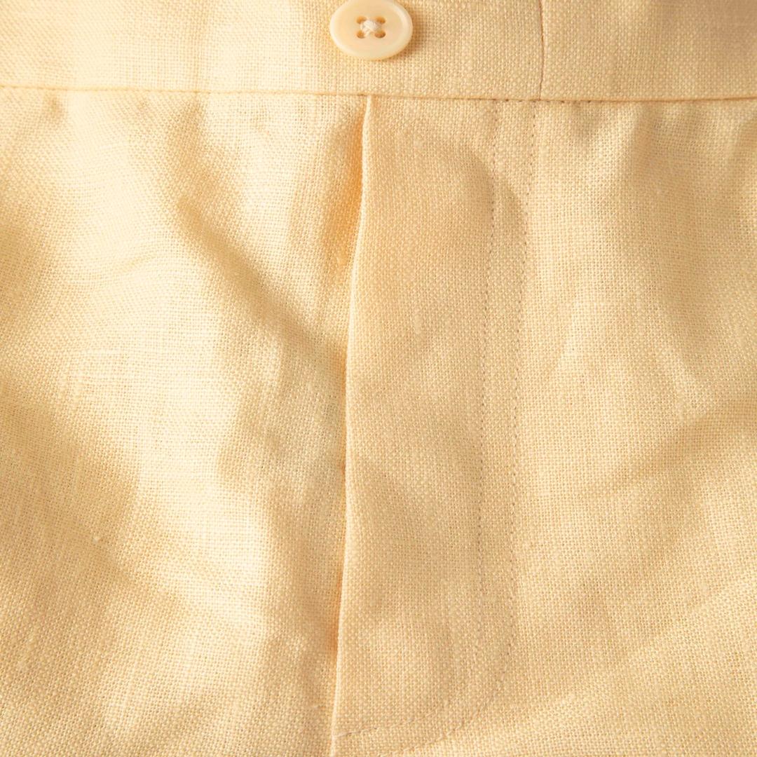 Beige Mini short en lin jaune Reformation Taille S en vente