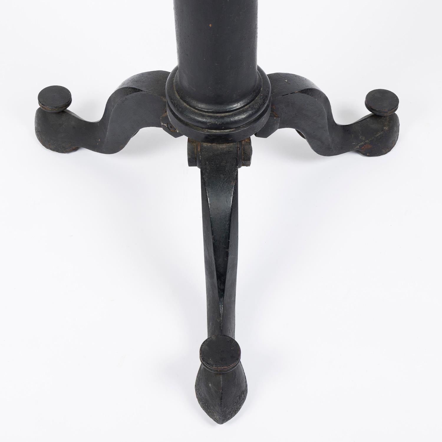 Refractor telescope by François Can, 81 Quai de l'Hôpital, Lyon For Sale 7