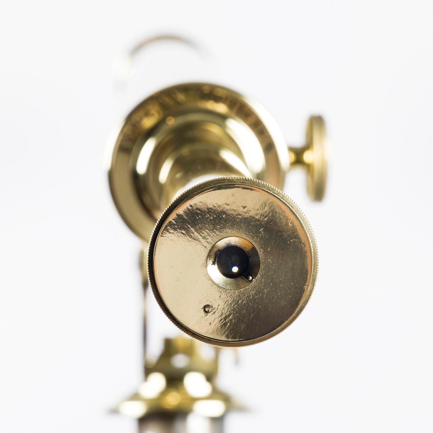 Refractor telescope by François Can, 81 Quai de l'Hôpital, Lyon For Sale 1
