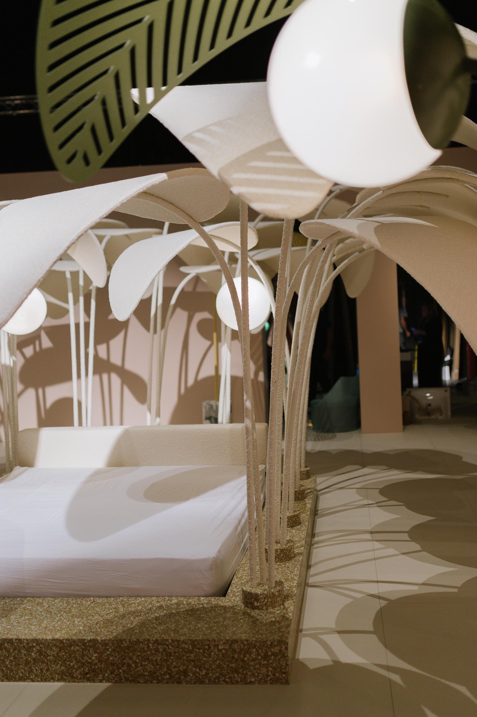 Refuge De La Nuit Bed by Marc Ange with Terrazzo Base and Fabric Covered Leaves In New Condition For Sale In Paris, FR
