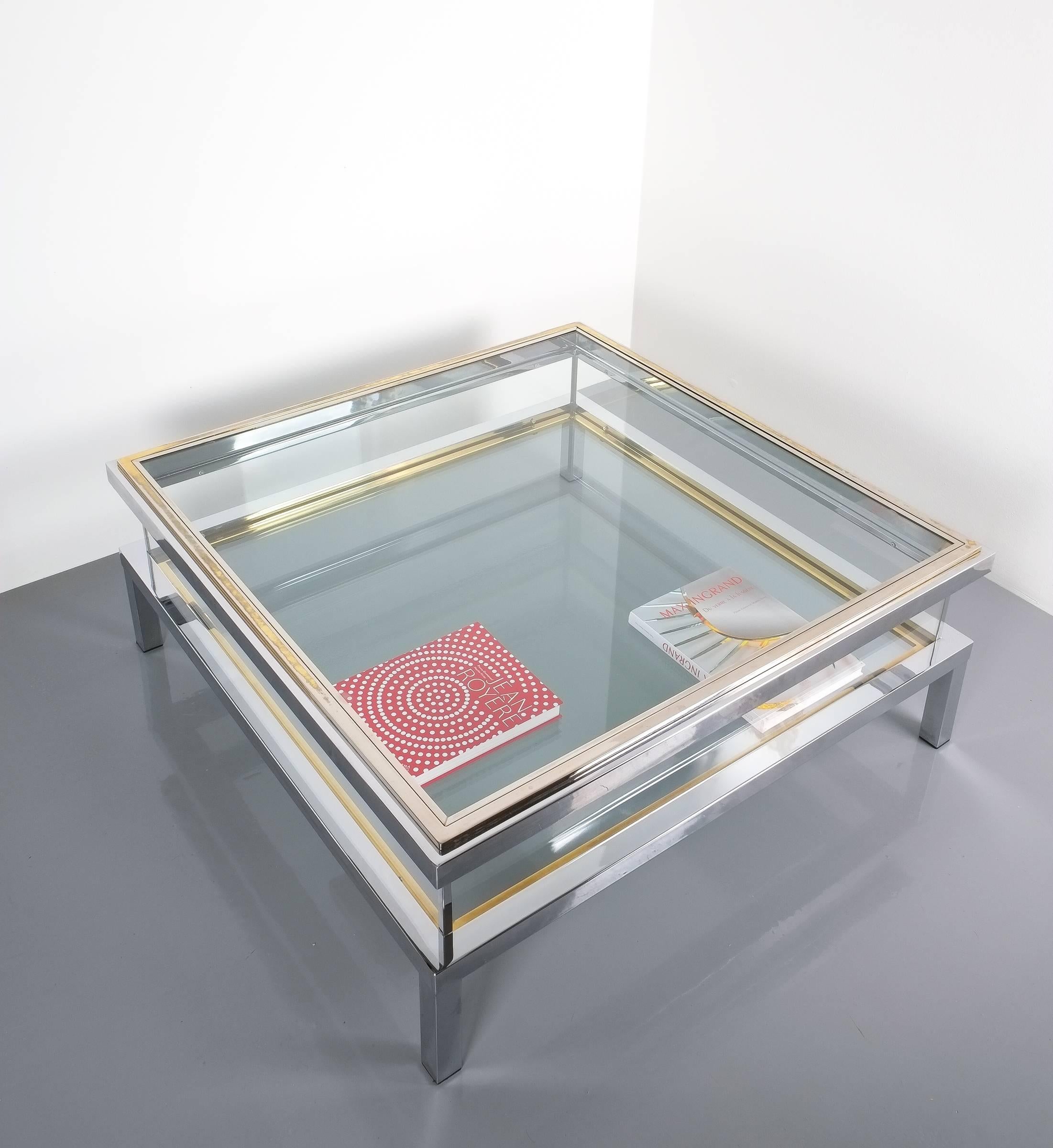 French Refurbished Very Large Maison Jansen Brass and Chrome Vitrine Coffee Table, 1970 For Sale