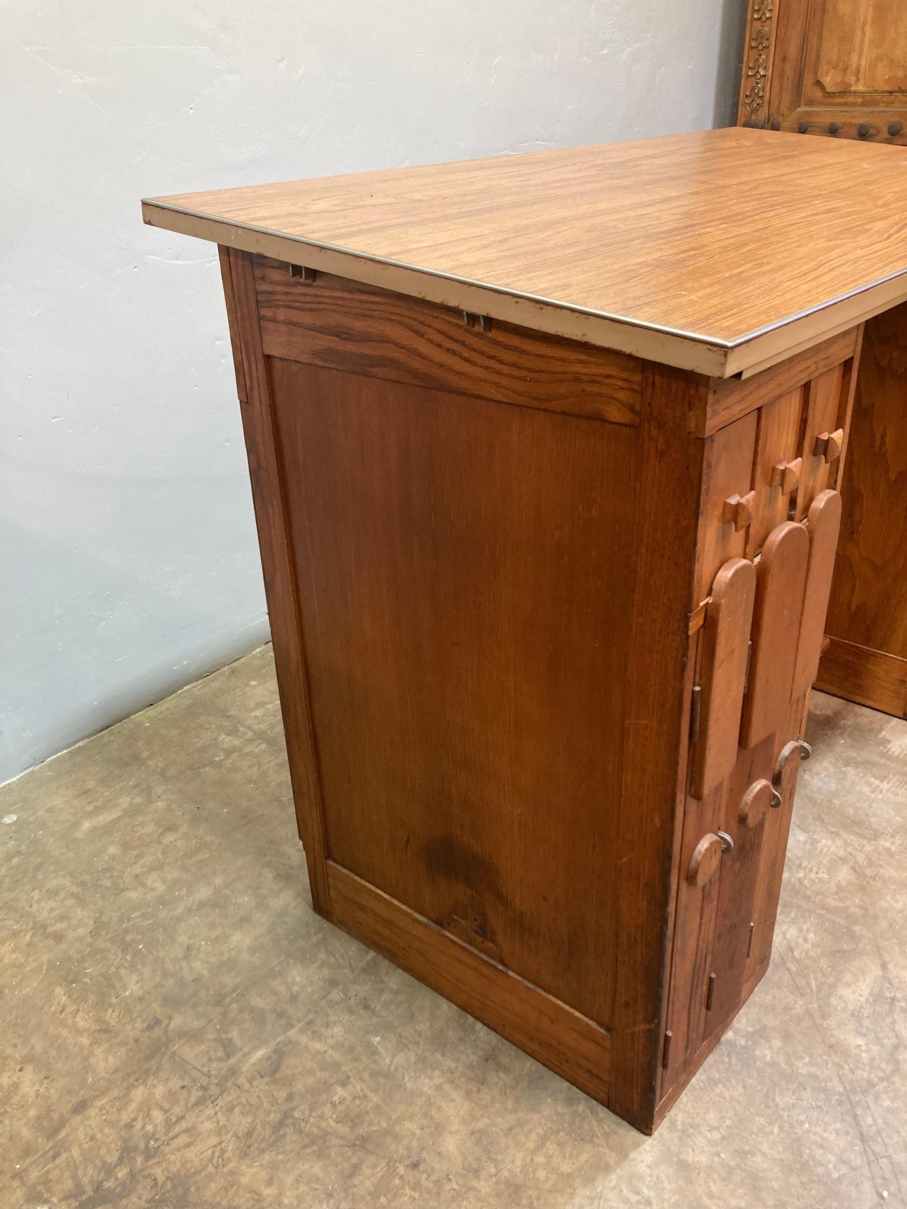Tavolo da disegno vintage ricondizionato in vendita 1