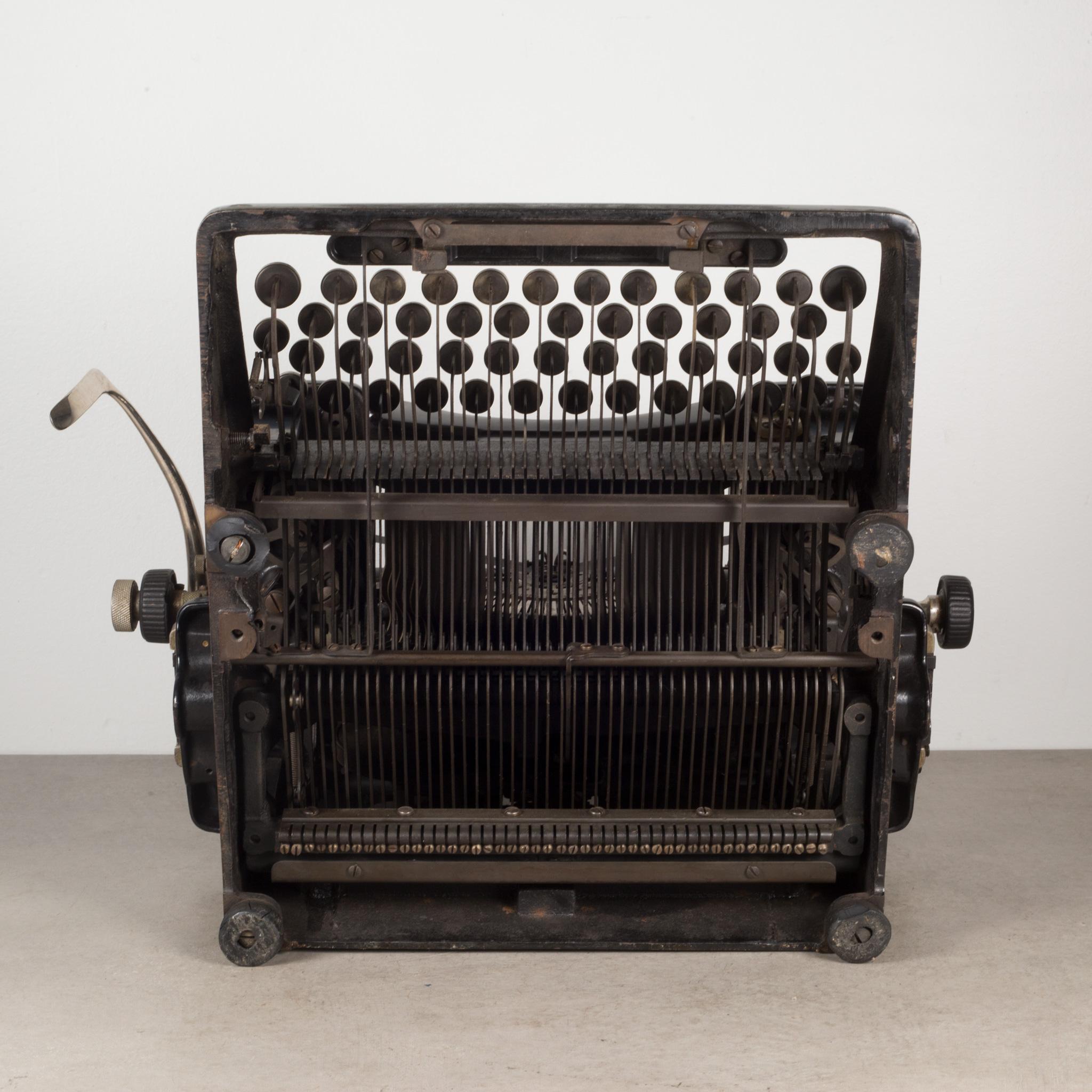 Refurbished Woodstock Model 5N Typewriter c.1915-1923 In Good Condition In San Francisco, CA