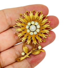 REG 267 signed vintage gold plated opal glass stones flower designer brooch
